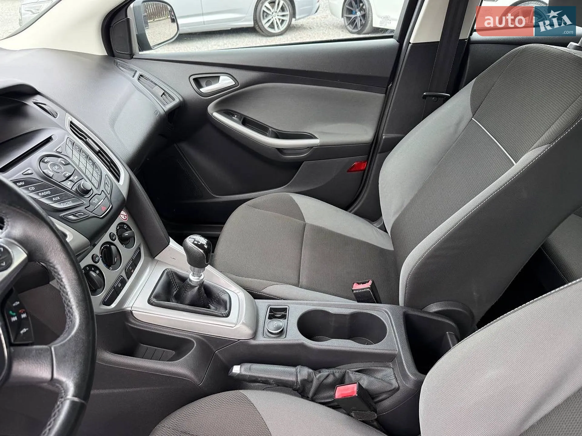 2012 Ford Focus - мініатюра 37