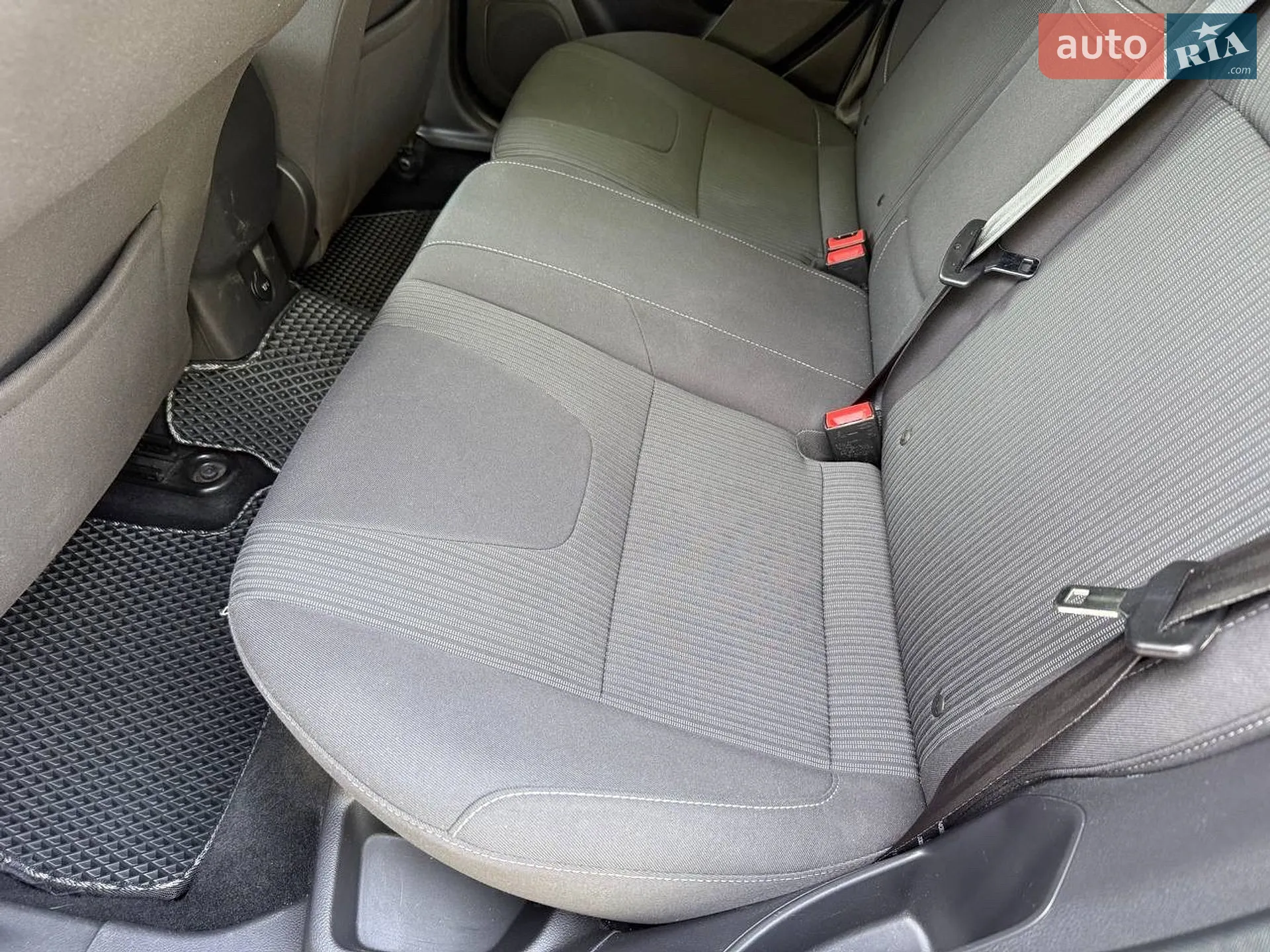 2012 Ford Focus - мініатюра 40