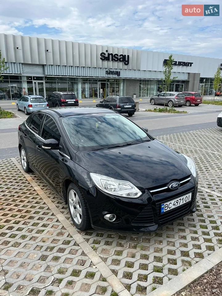 2010 Ford Focus - мініатюра 12