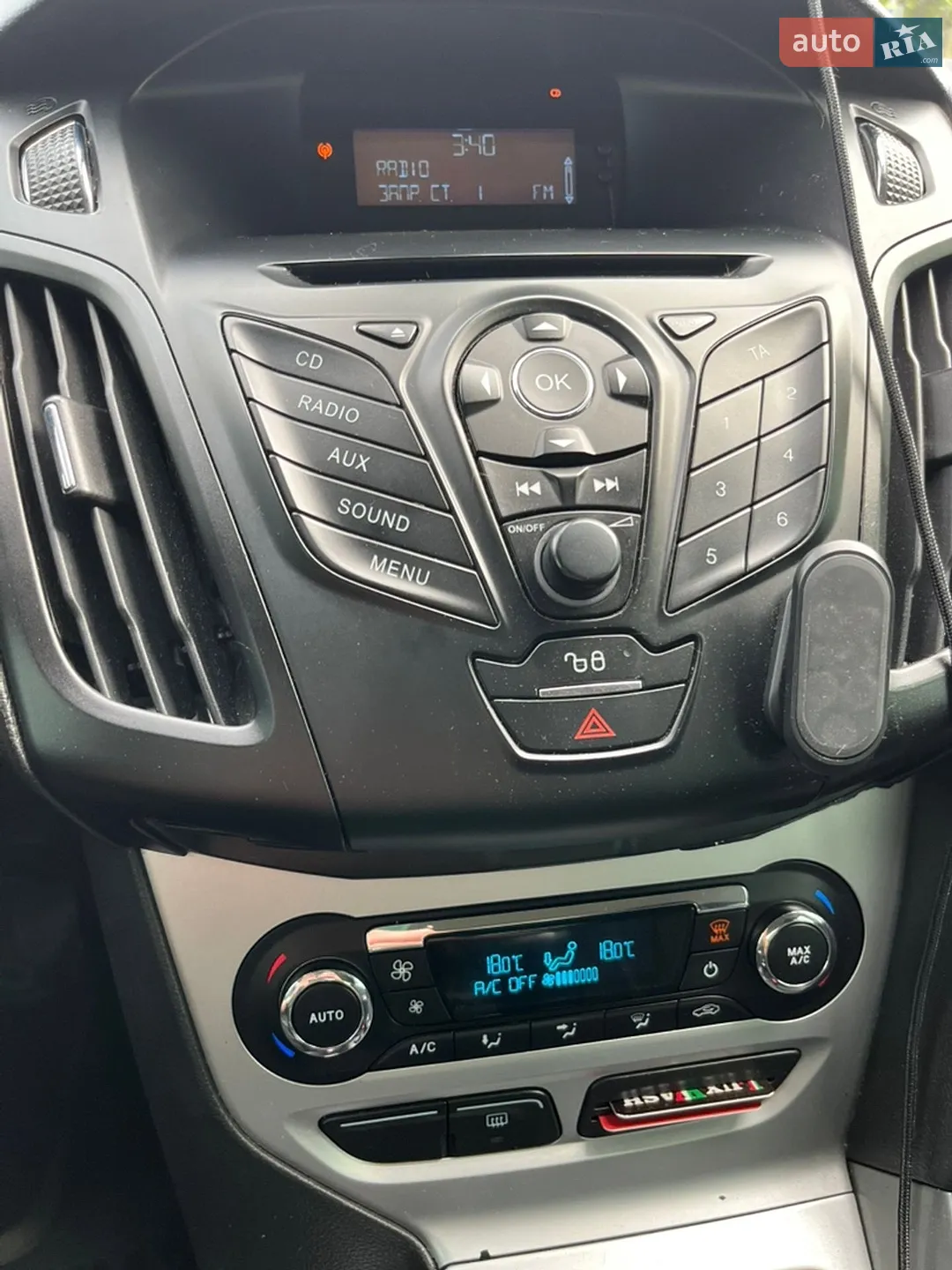 2011 Ford Focus - мініатюра 12