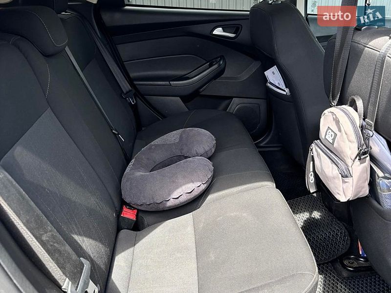 Хэтчбек Ford Focus 2015 в Ужгороде