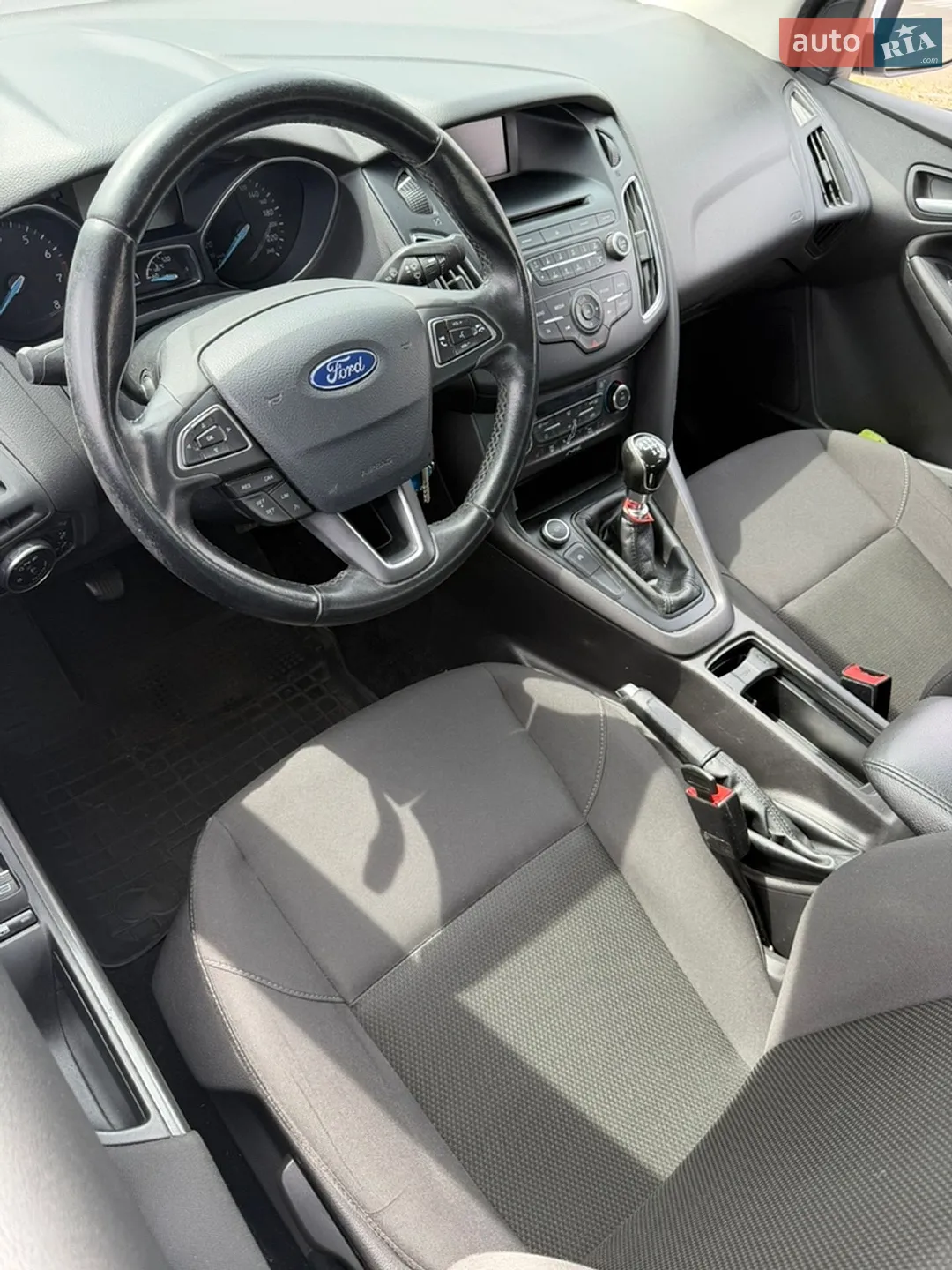 2017 Ford Focus - мініатюра 10