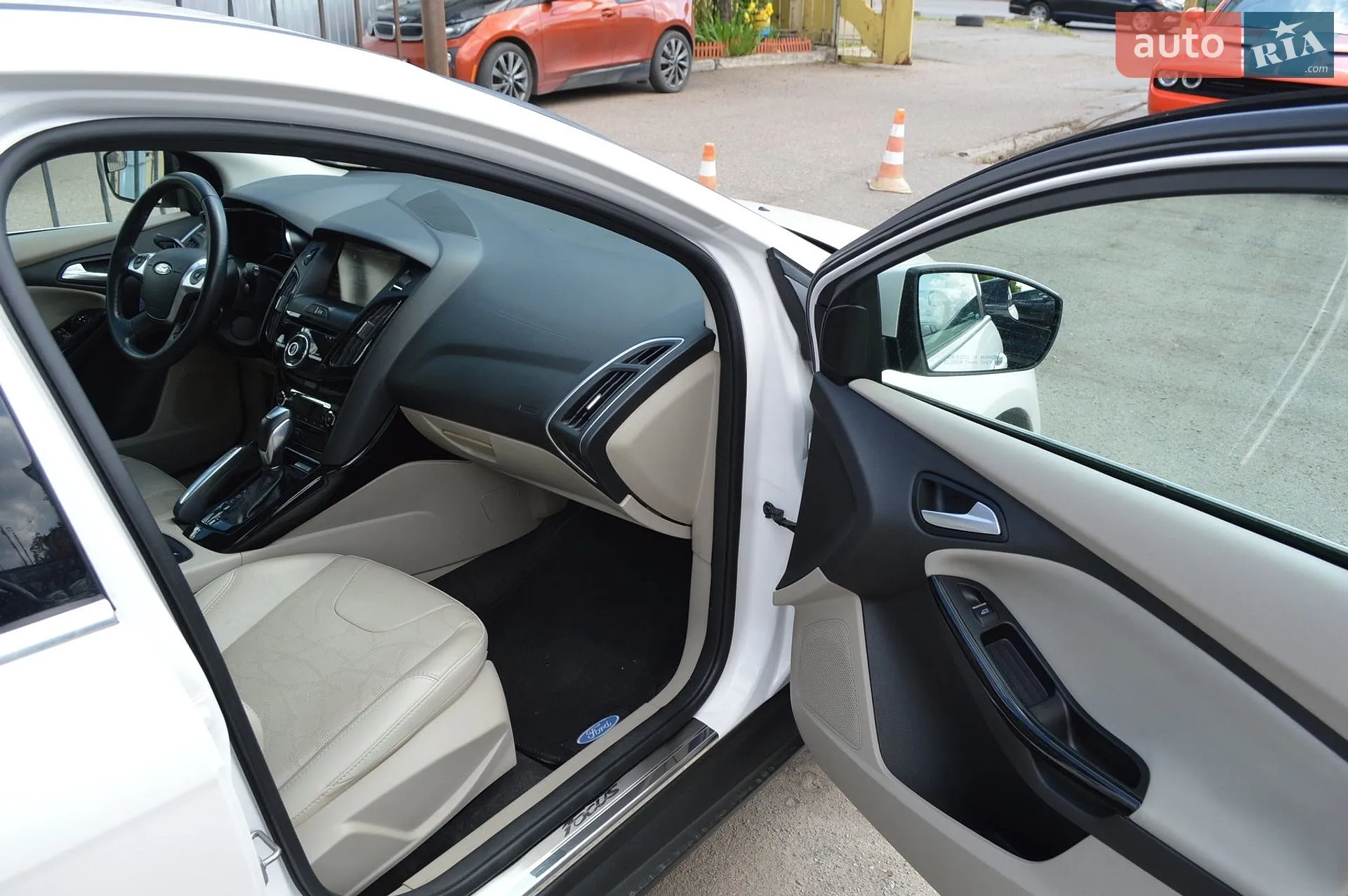 2013 Ford Focus - мініатюра 18