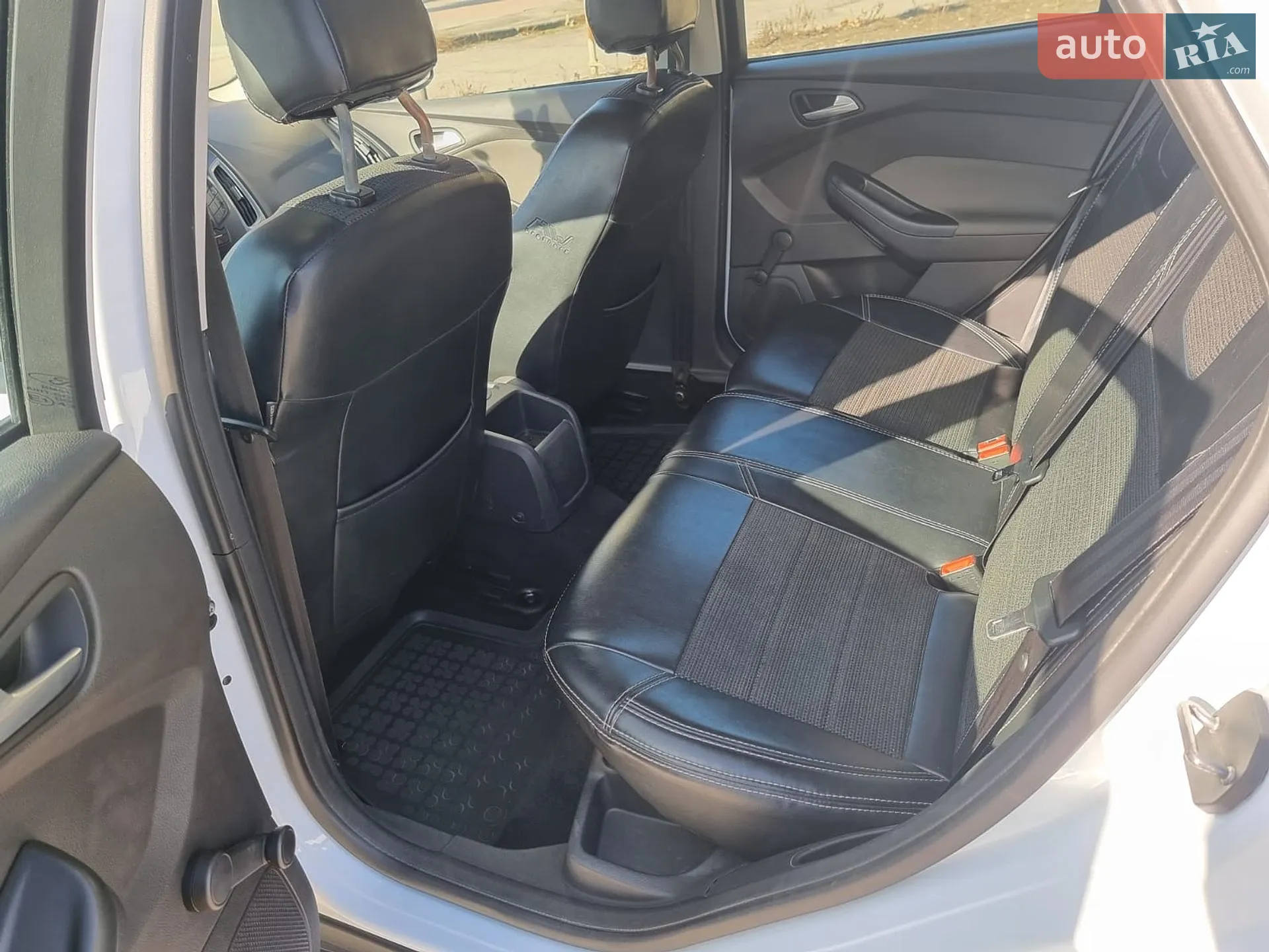 2013 Ford Focus - мініатюра 15