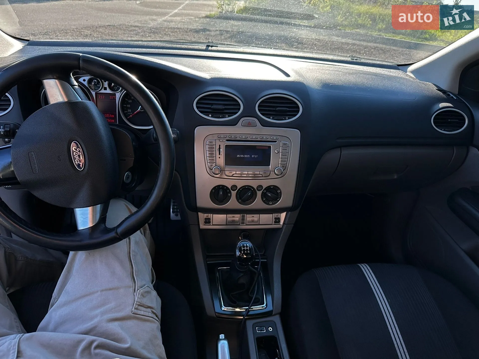 2010 Ford Focus - мініатюра 11
