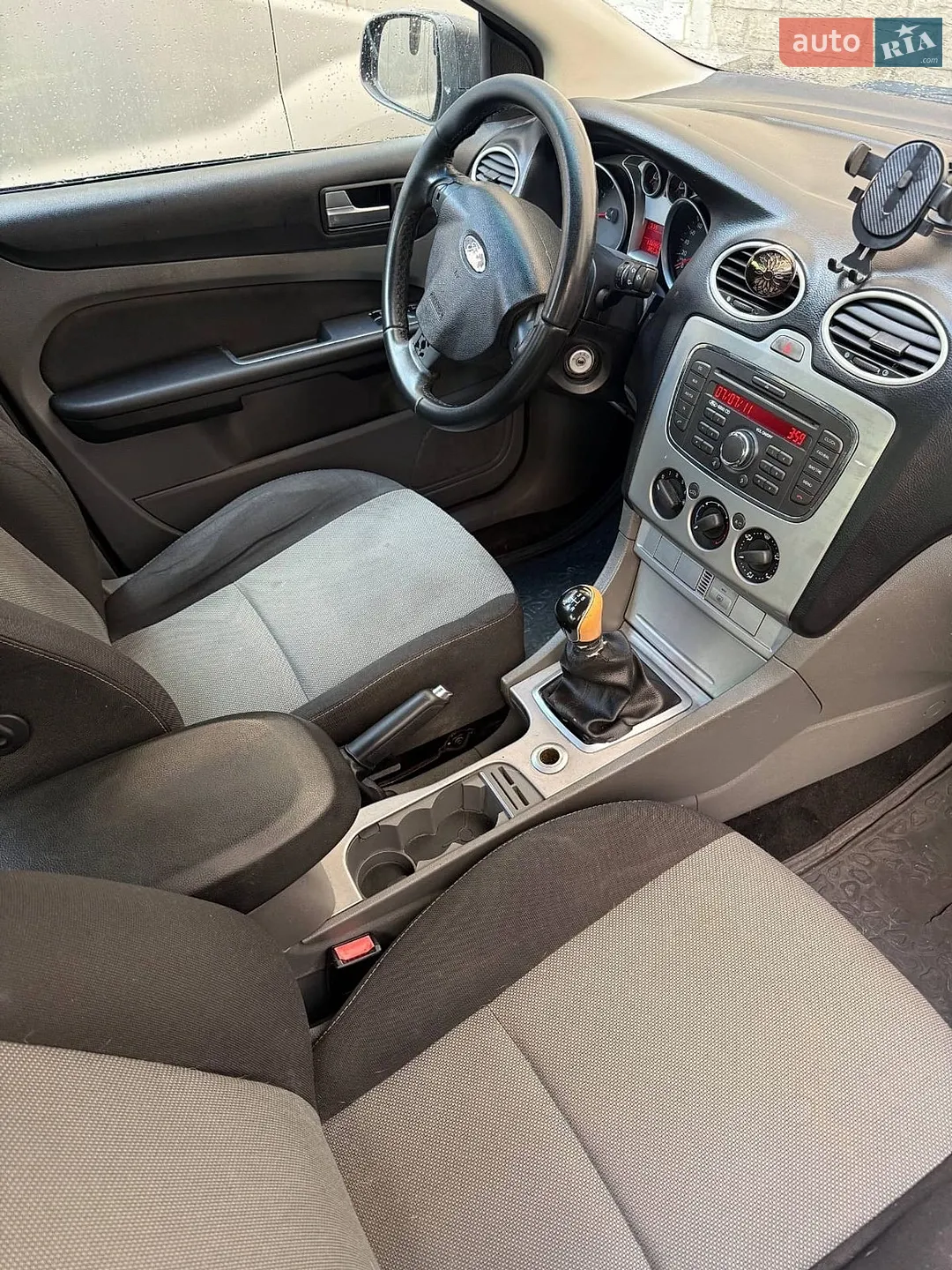 2011 Ford Focus - мініатюра 9