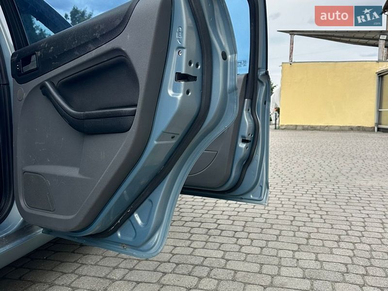 Хэтчбек Ford Focus 2008 в Львове фото 15 Хэтчбек Ford Focus 2008 в Львове