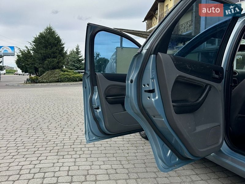 Хэтчбек Ford Focus 2008 в Львове фото 17 Хэтчбек Ford Focus 2008 в Львове