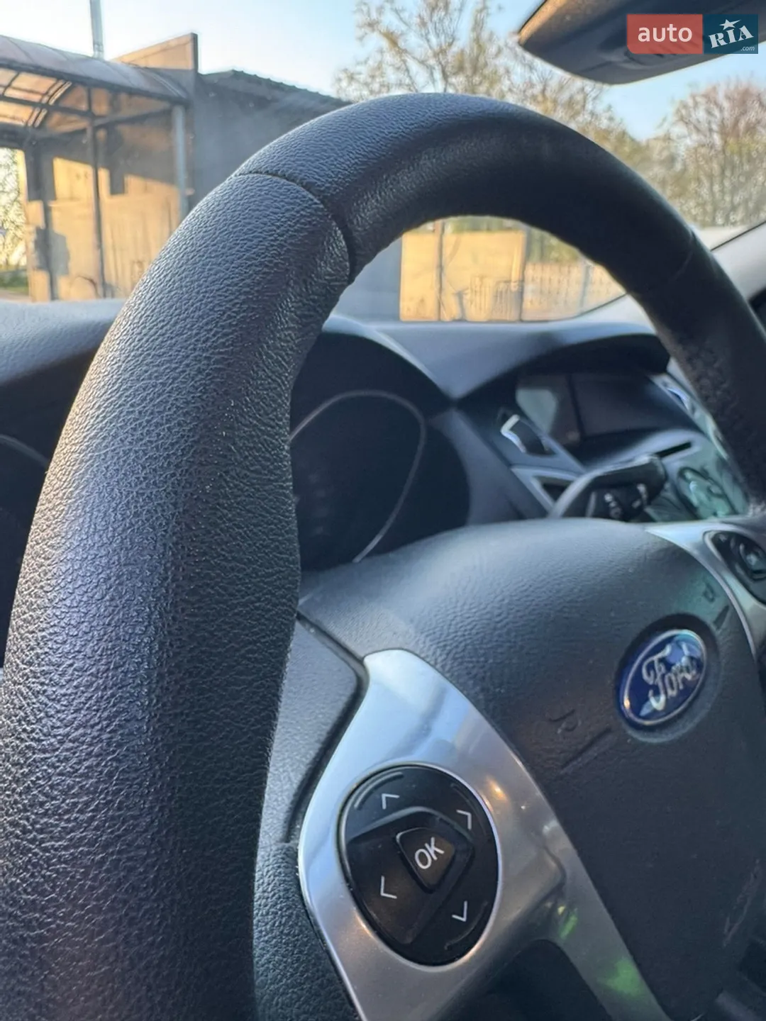 Ford Focus 2011 VIN WF0LXXGCBLBS51364 фото оголошення 17 з 28