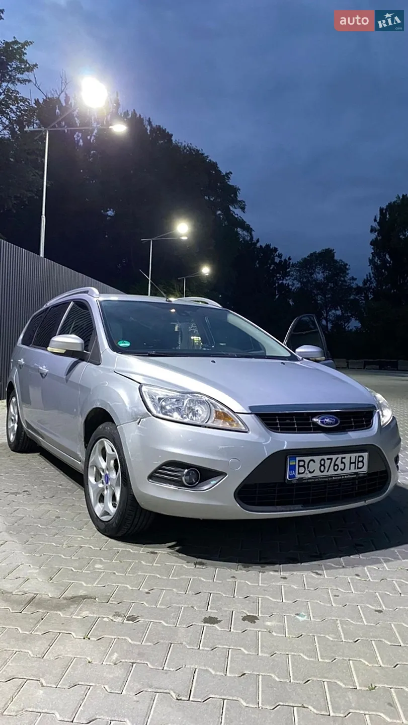 2010 Ford Focus - мініатюра 4