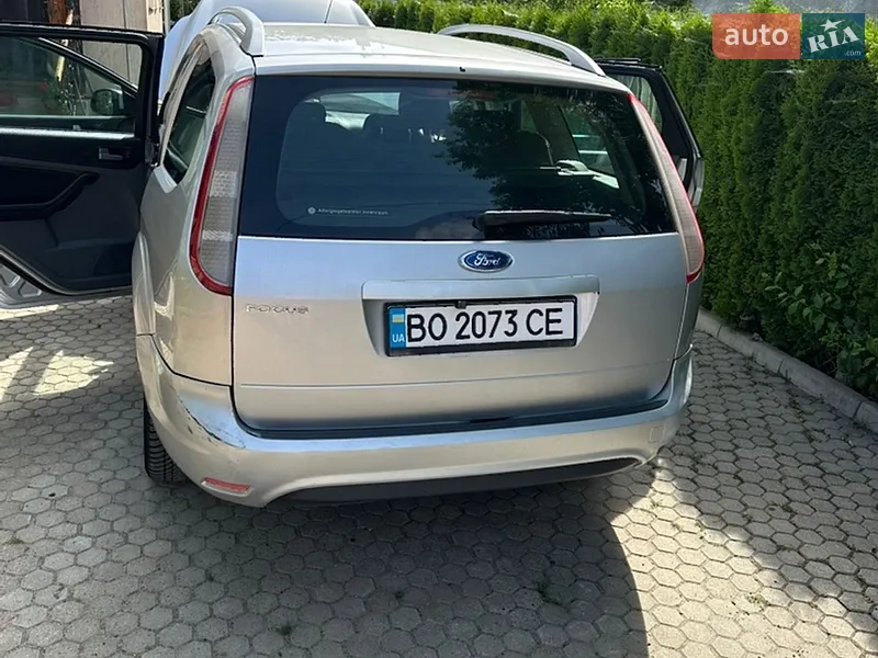 Ford Focus 2010 VIN WF0SXXGCDSAB24008 фото оголошення 6 з 61