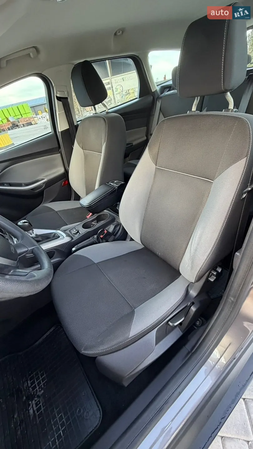 2014 Ford Focus - мініатюра 16