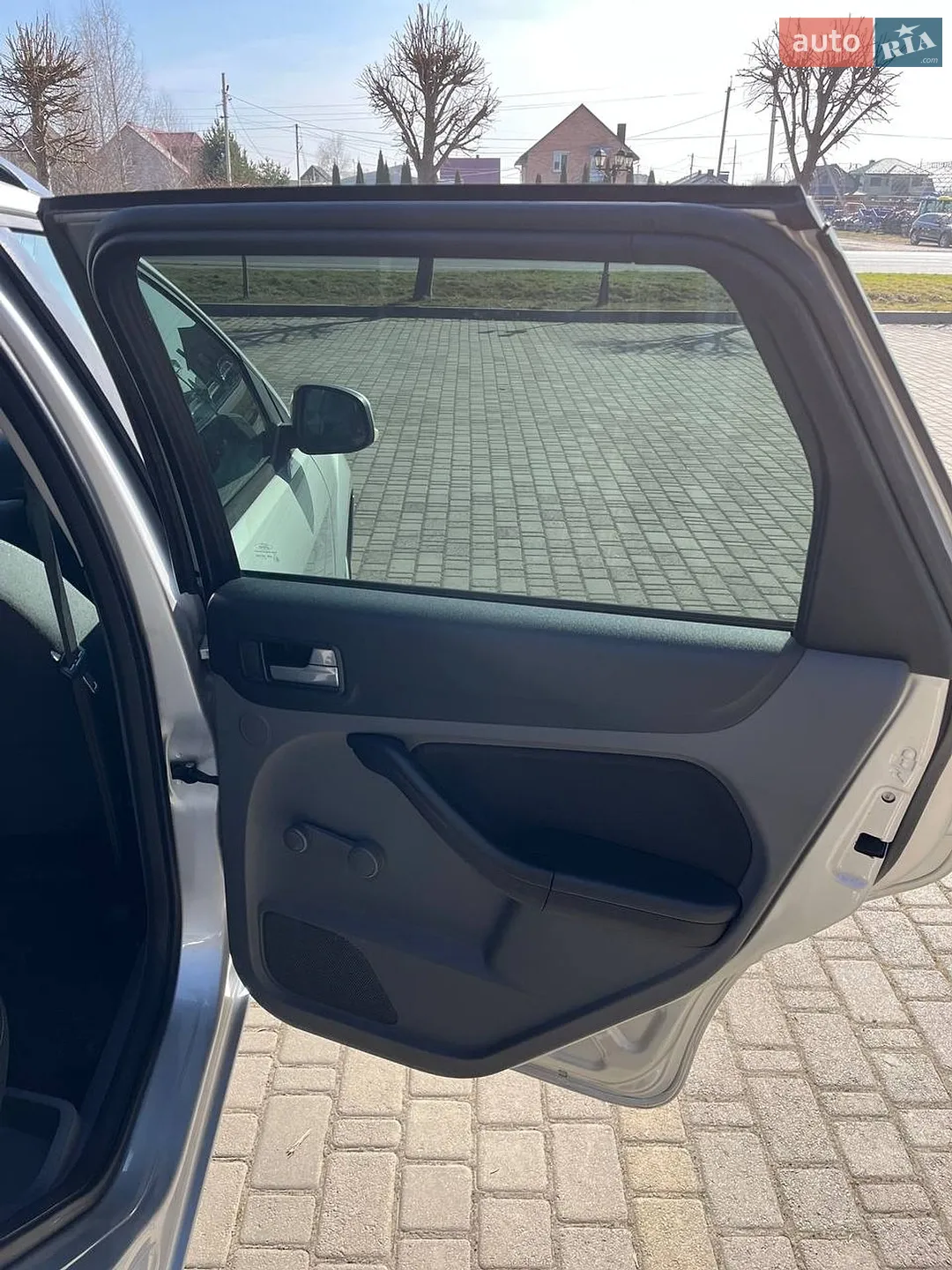 2010 Ford Focus - мініатюра 15