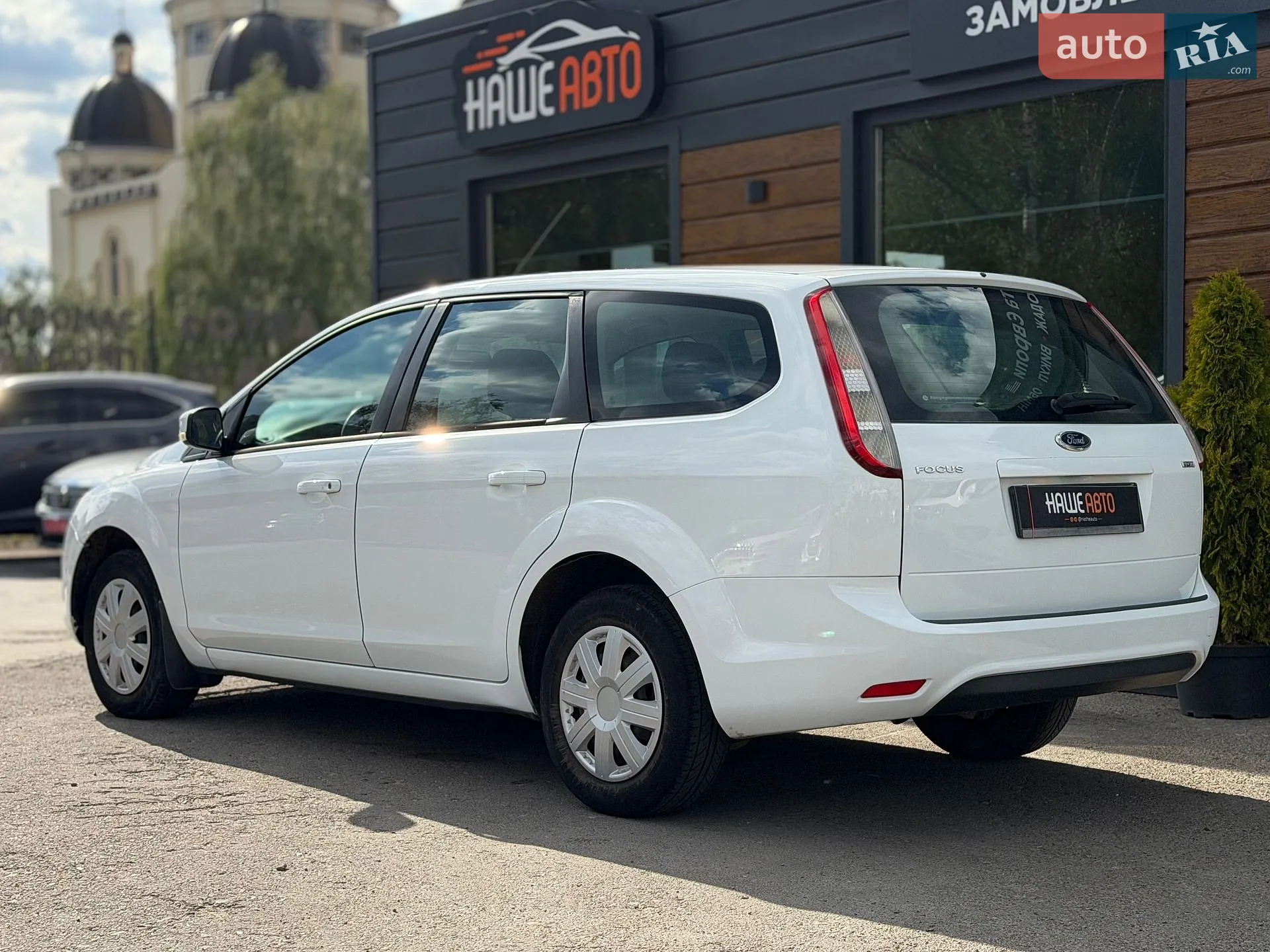 2010 Ford Focus - мініатюра 12