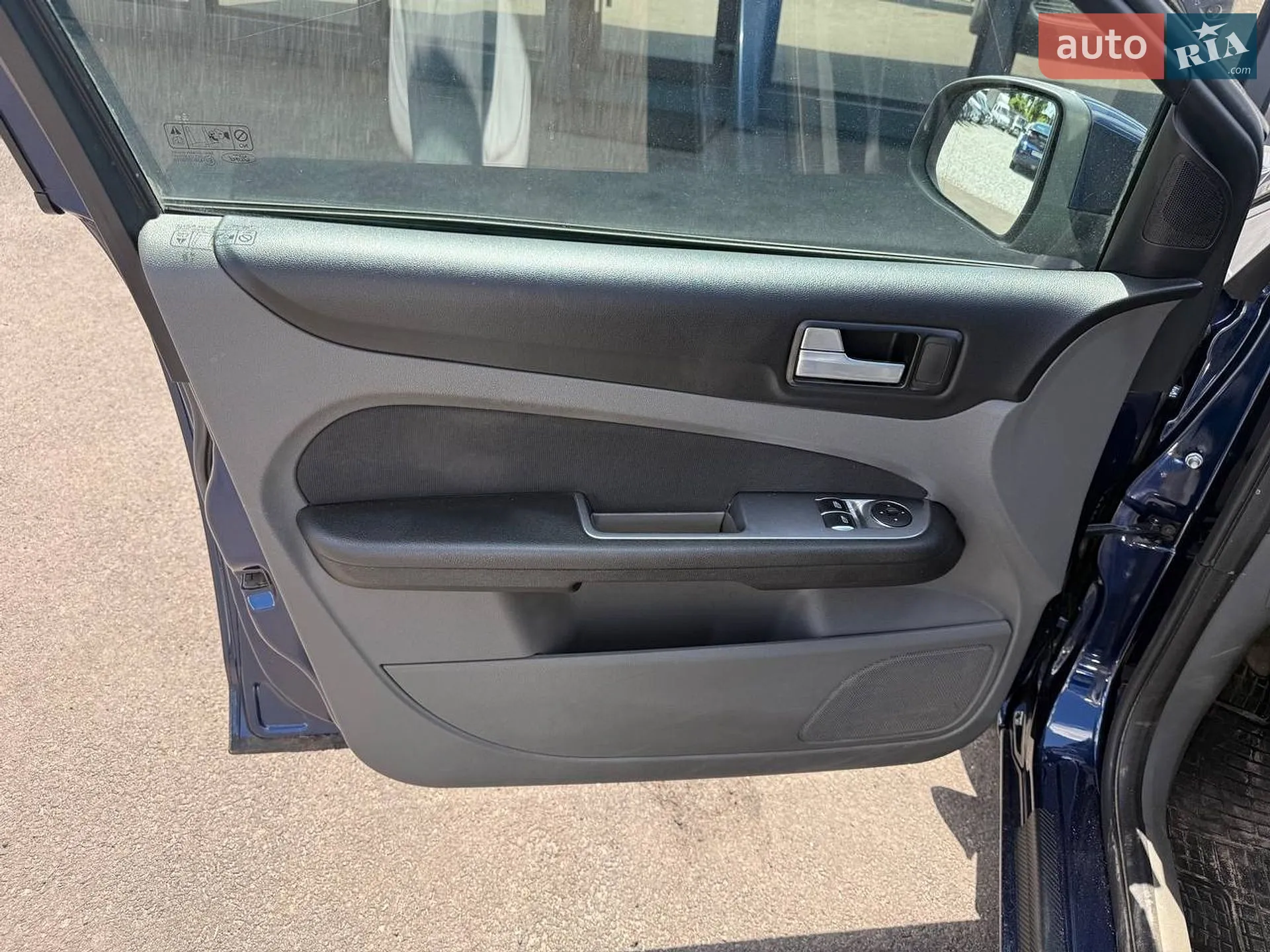 2011 Ford Focus - мініатюра 16