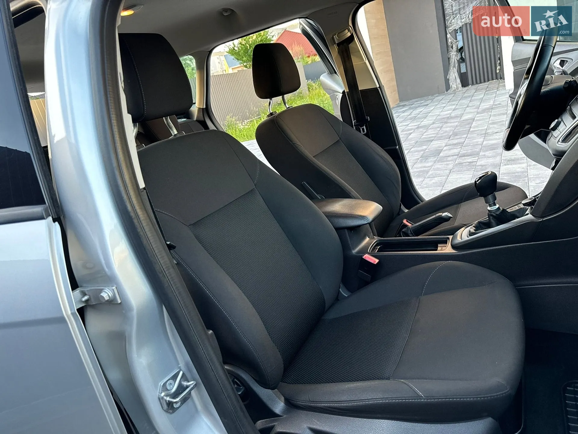 2015 Ford Focus - мініатюра 79