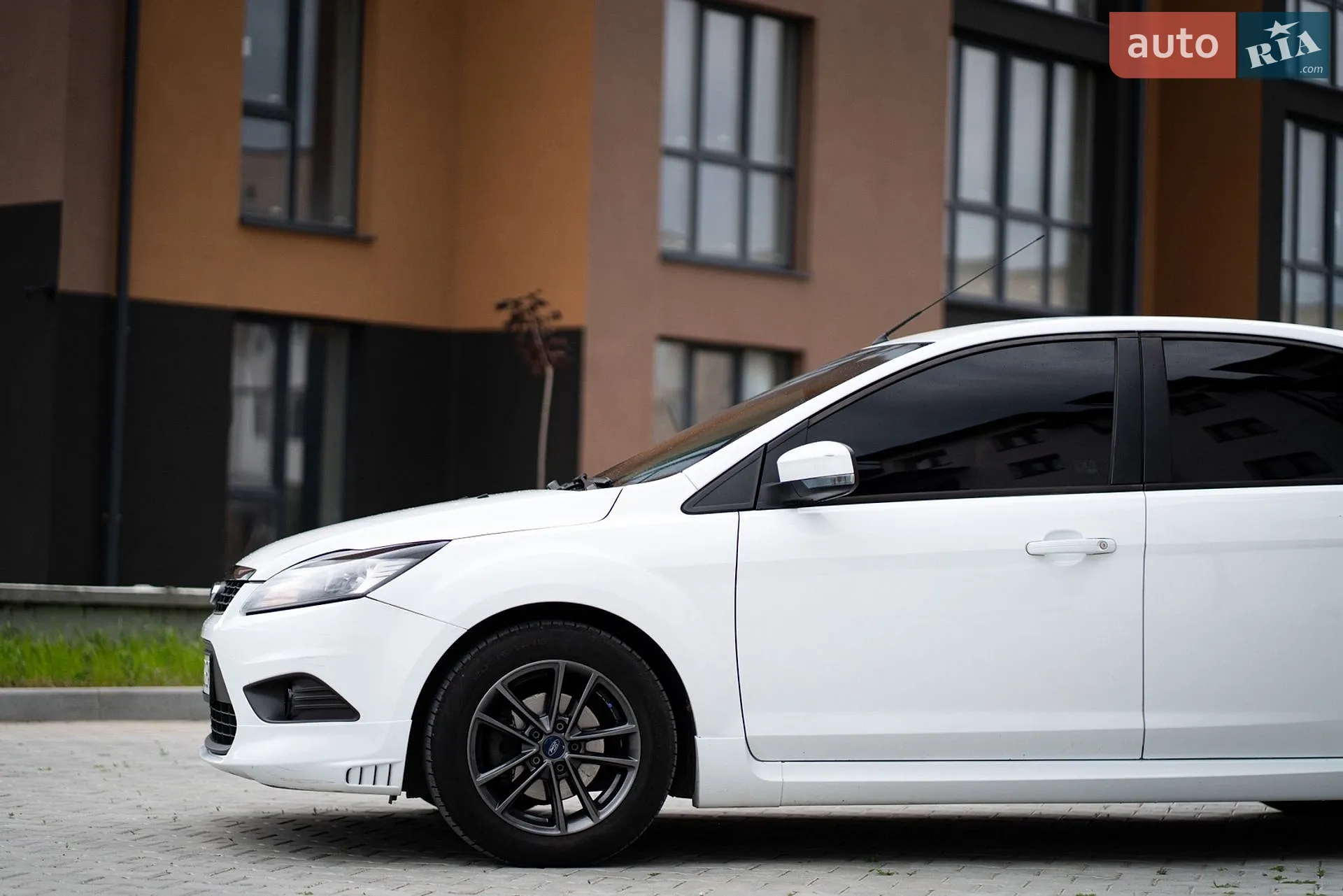2010 Ford Focus - мініатюра 6