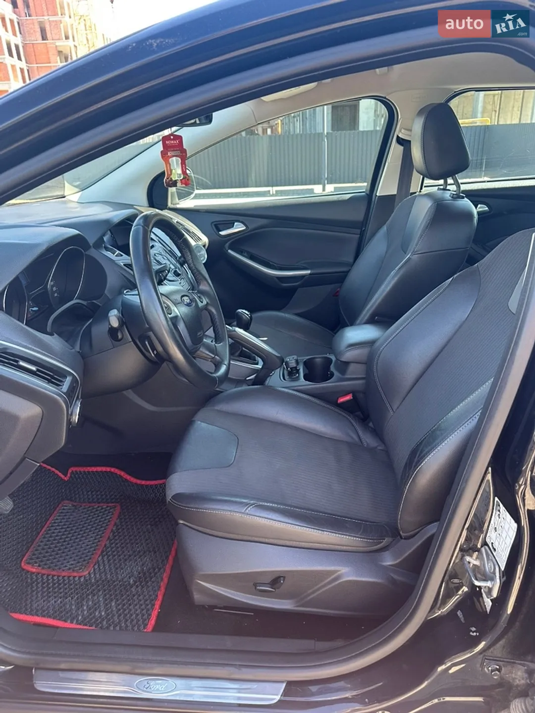 2011 Ford Focus - мініатюра 8