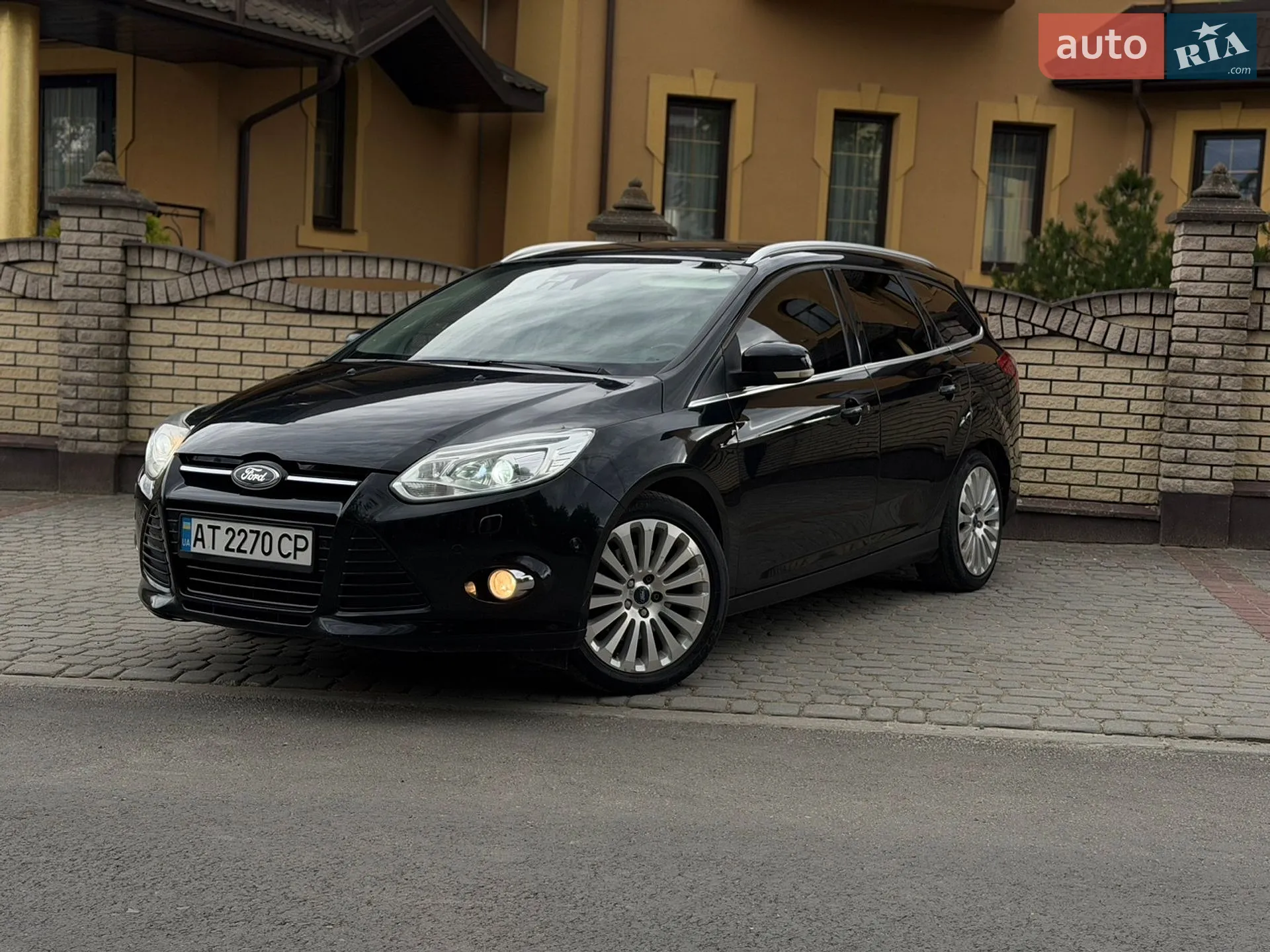 2011 Ford Focus - мініатюра 2