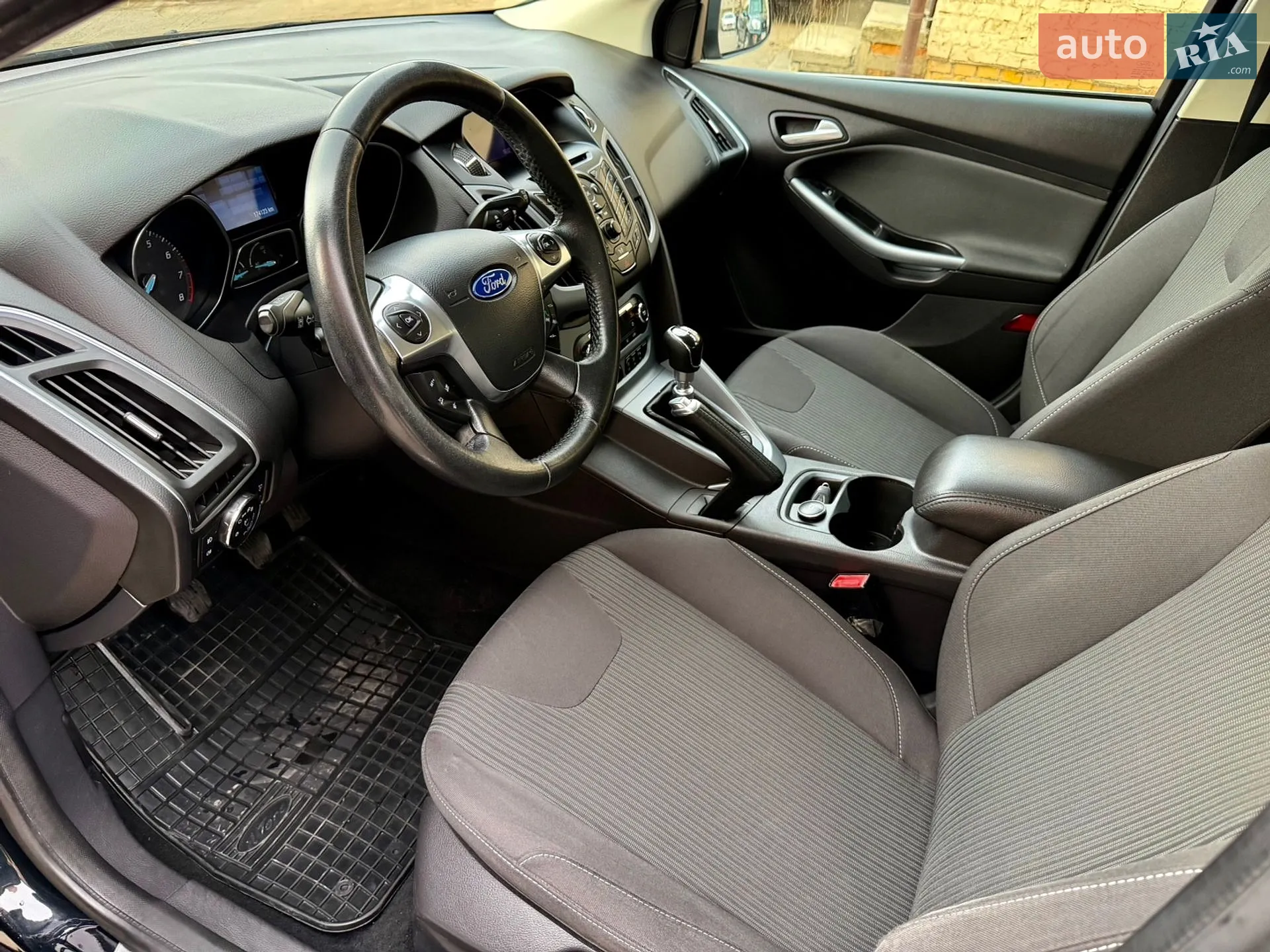 2012 Ford Focus - мініатюра 16