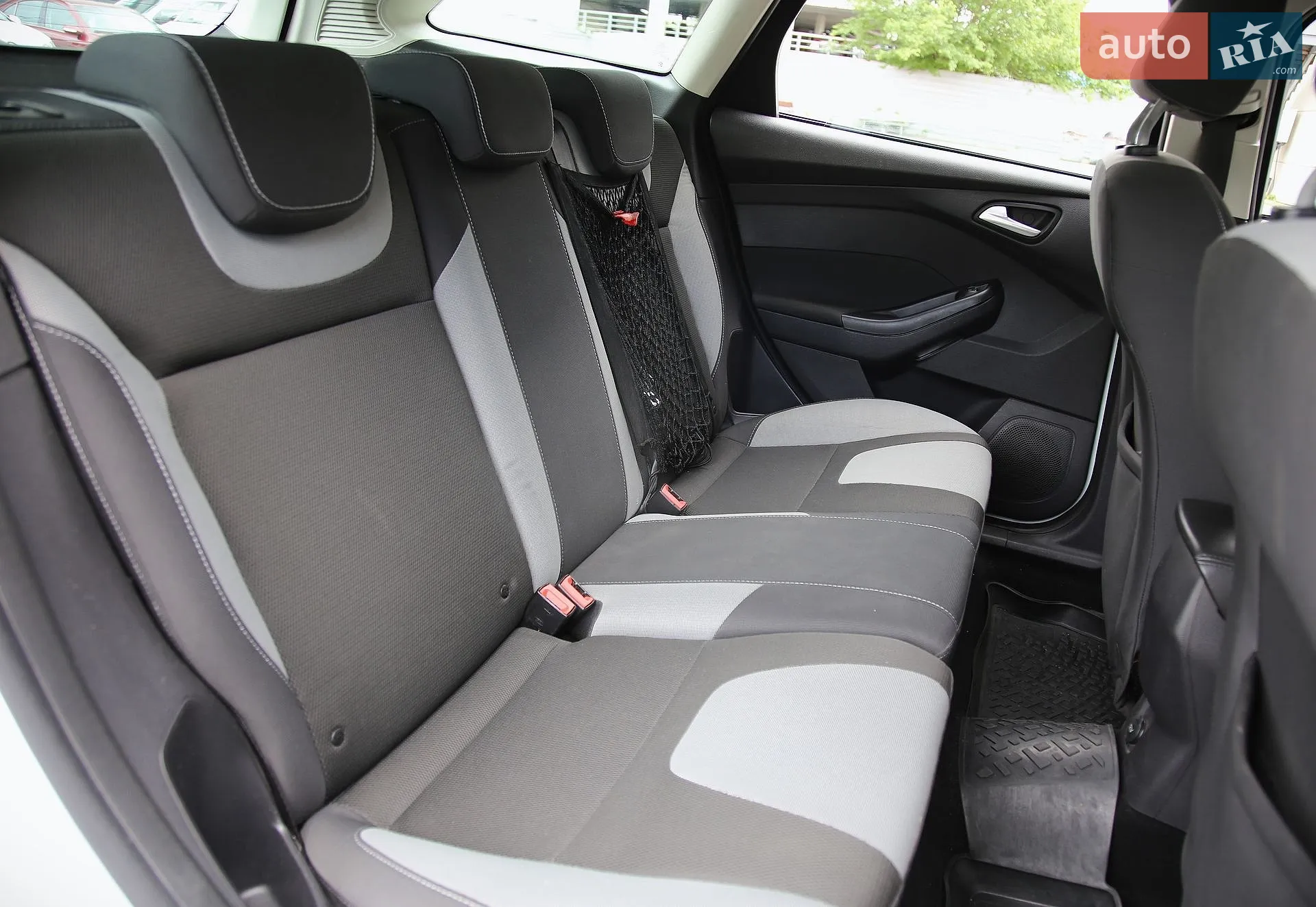 2012 Ford Focus - мініатюра 9