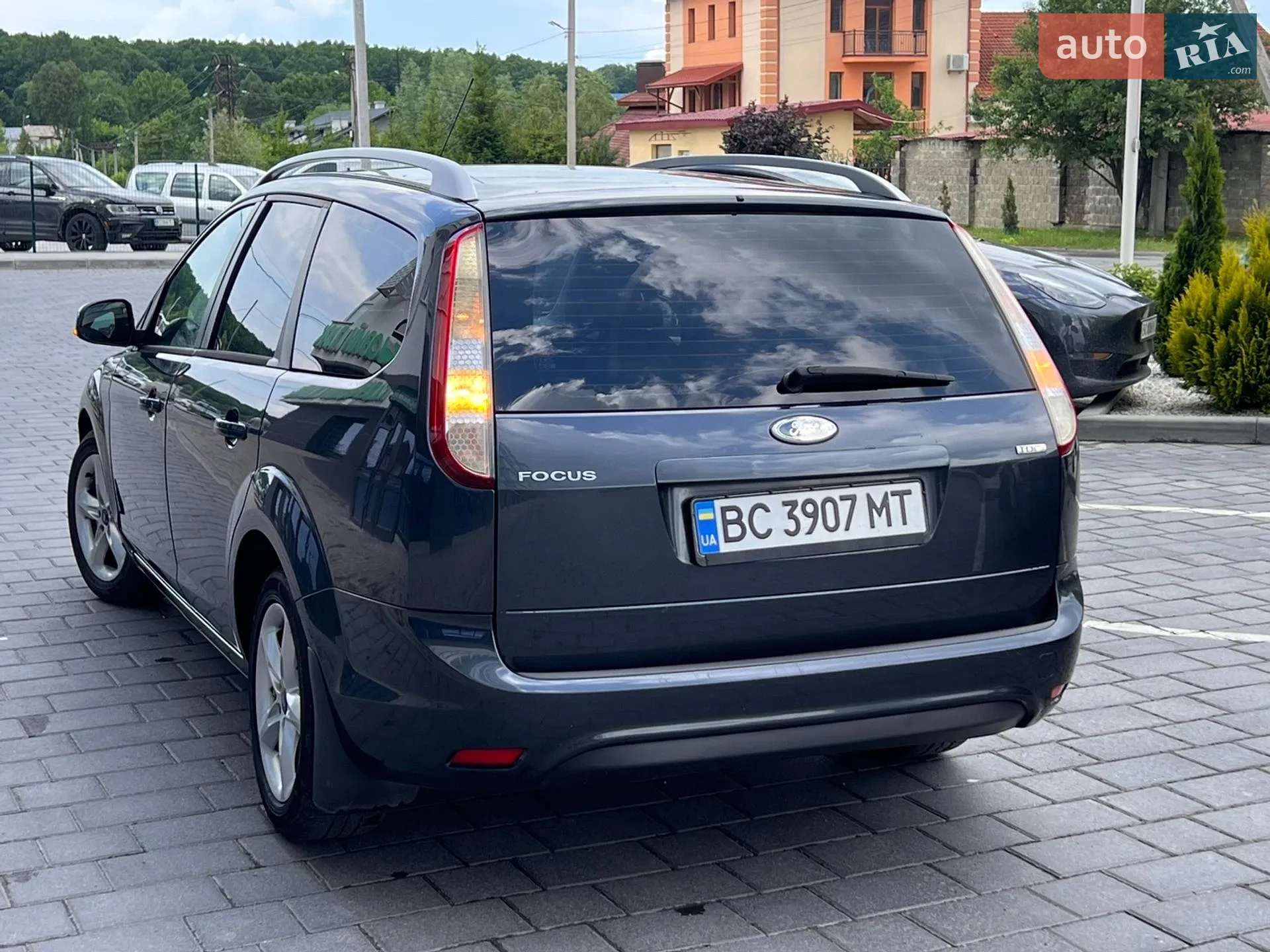 2010 Ford Focus - мініатюра 19