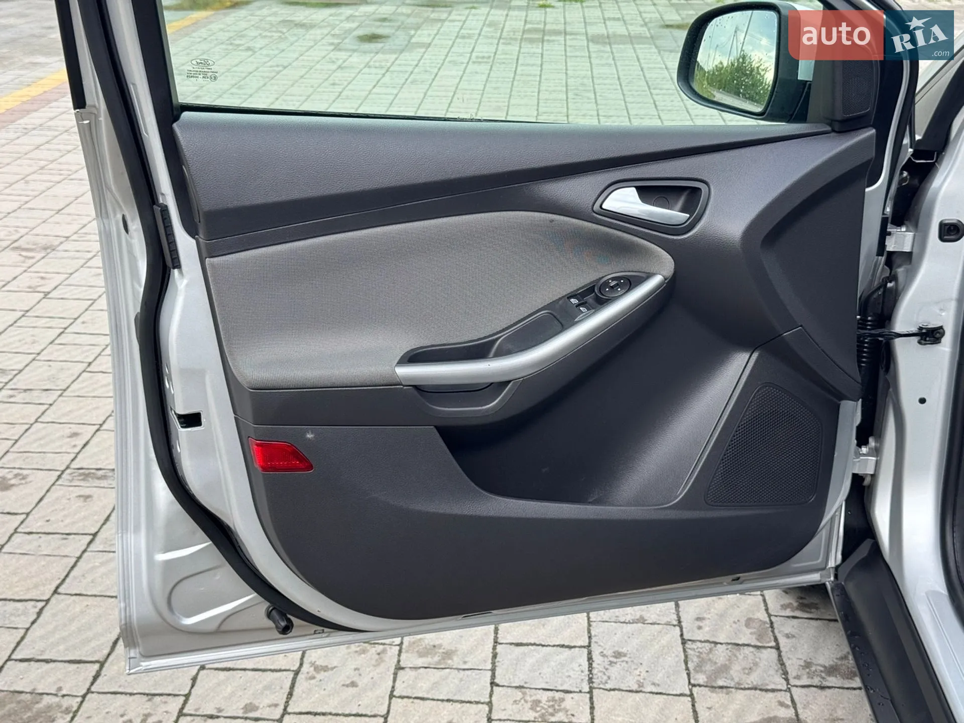 2011 Ford Focus - мініатюра 34