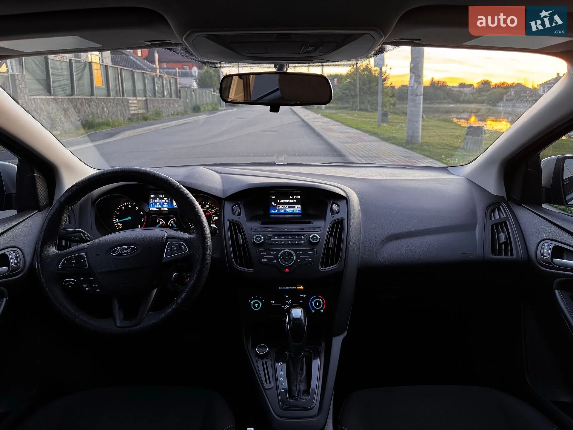 2016 Ford Focus - мініатюра 16