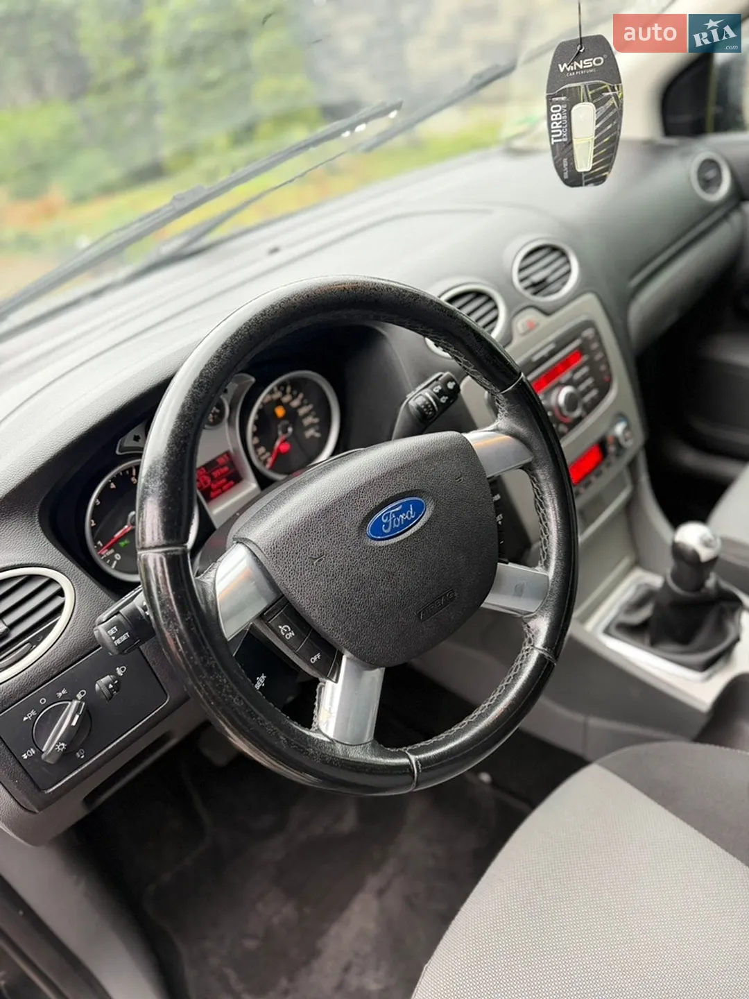 2010 Ford Focus - мініатюра 15