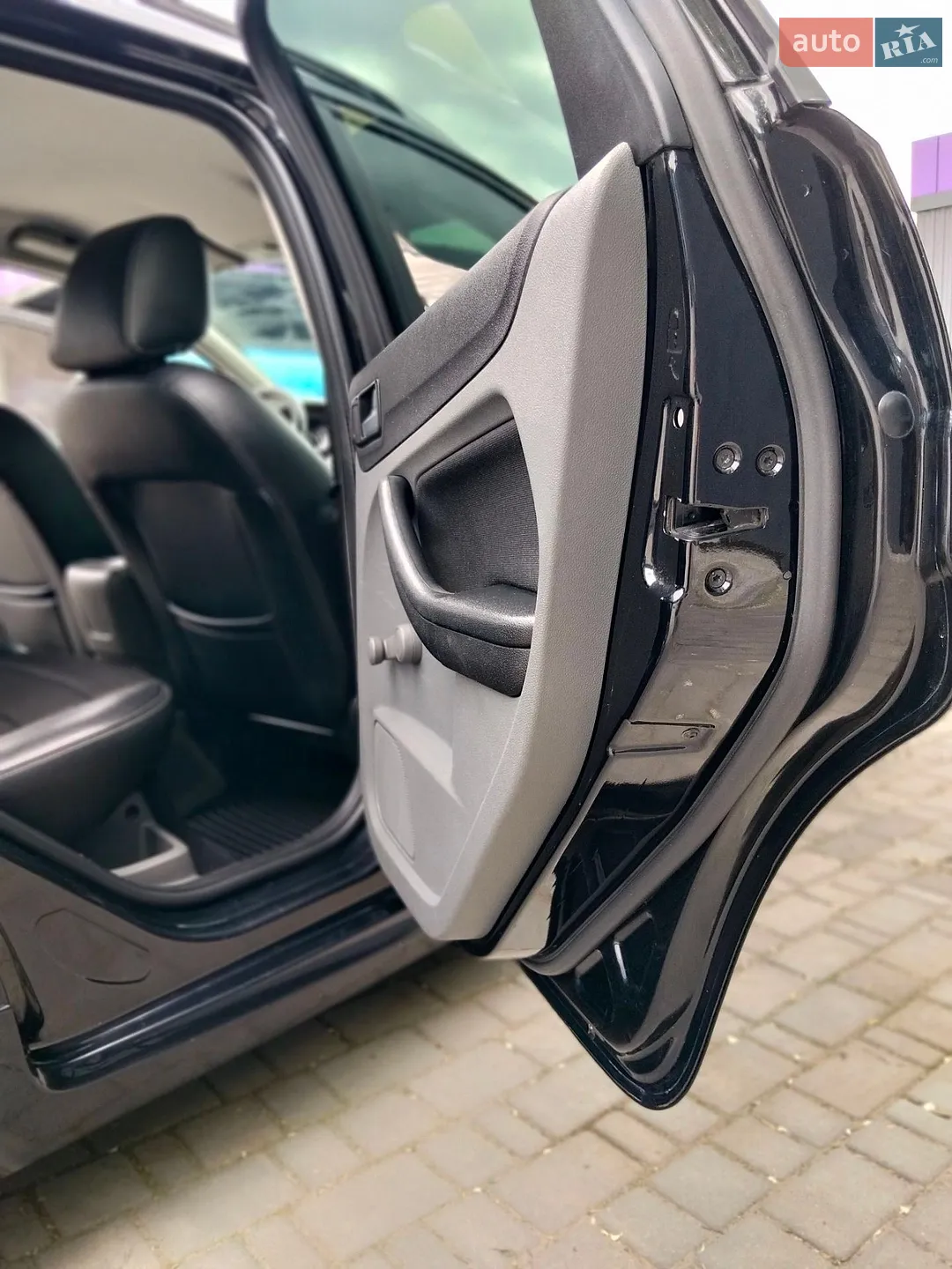 2010 Ford Focus - мініатюра 13
