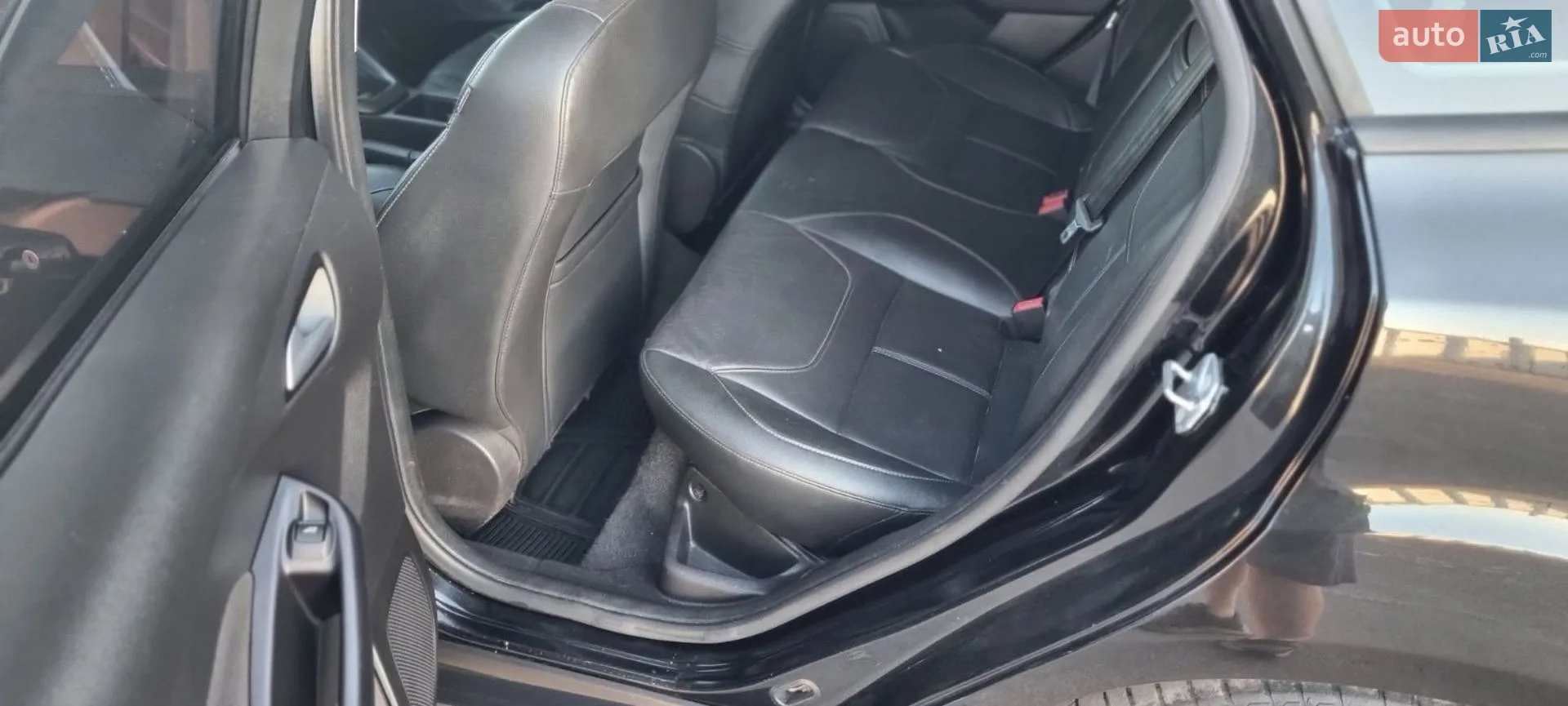 2015 Ford Focus - мініатюра 13