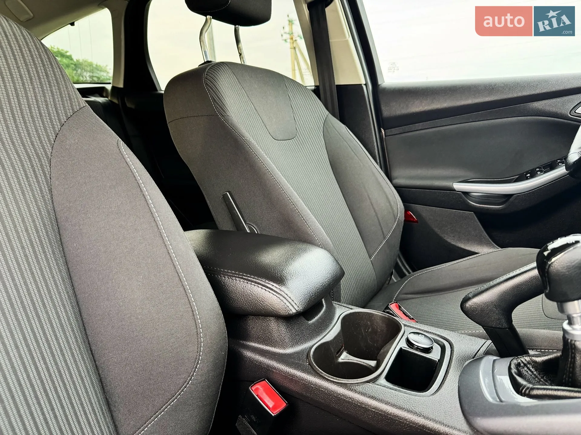 2014 Ford Focus - мініатюра 122