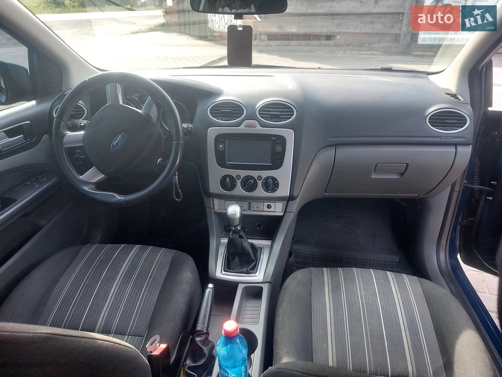 2010 Ford Focus - мініатюра 13