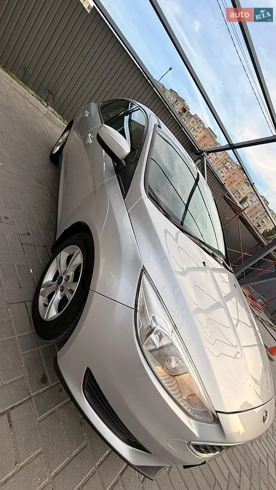 2018 Ford Focus - мініатюра 18