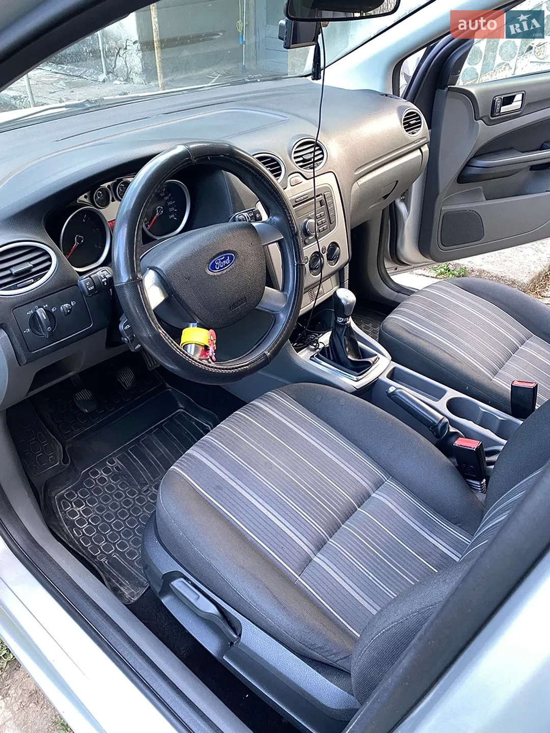 2010 Ford Focus - мініатюра 8