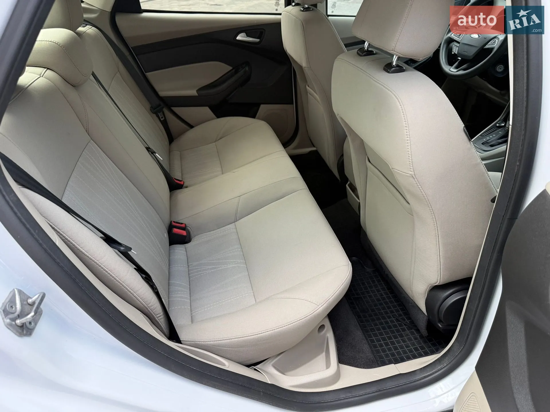 2016 Ford Focus - мініатюра 38