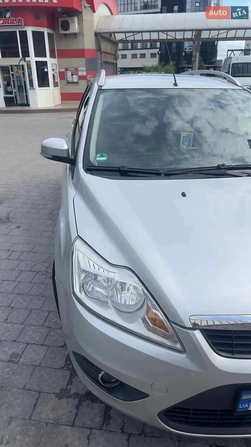 2010 Ford Focus - мініатюра 7