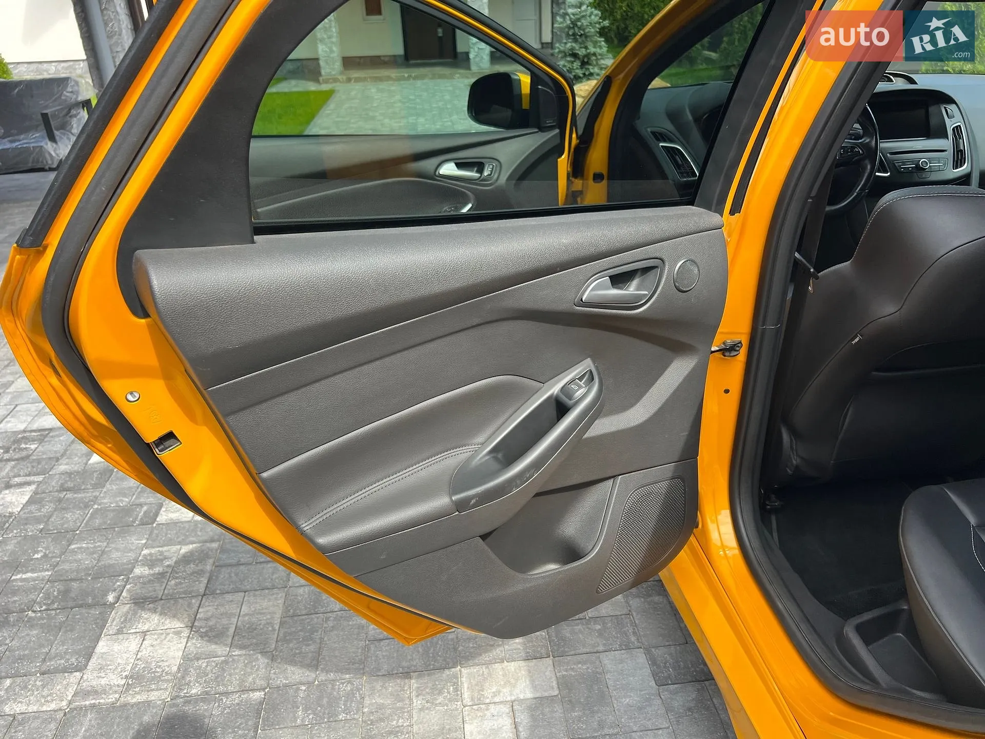 2017 Ford Focus - мініатюра 26