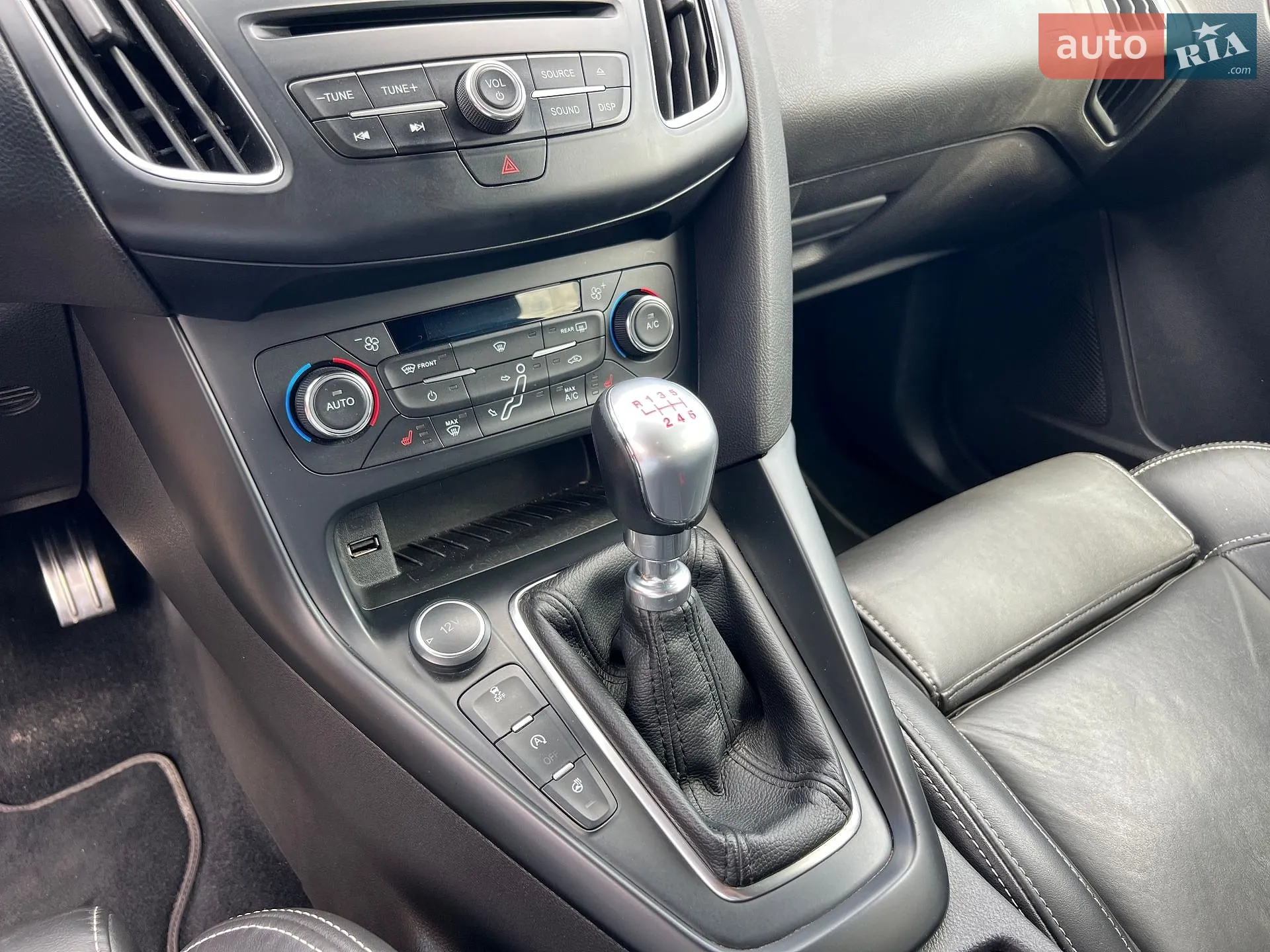 2017 Ford Focus - мініатюра 22