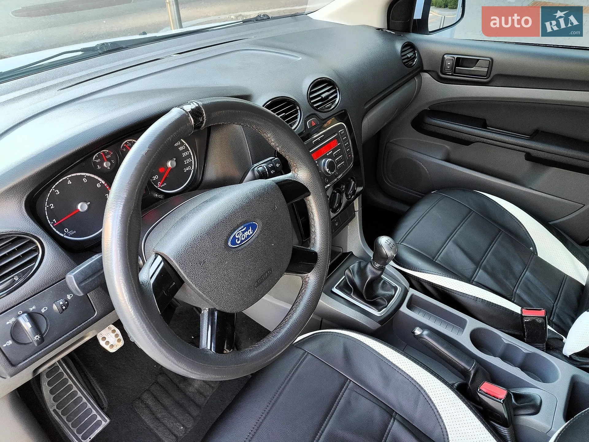 2011 Ford Focus - мініатюра 35