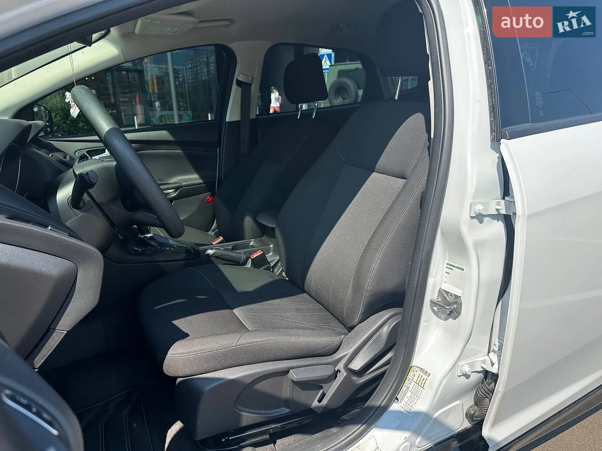 2017 Ford Focus - мініатюра 8