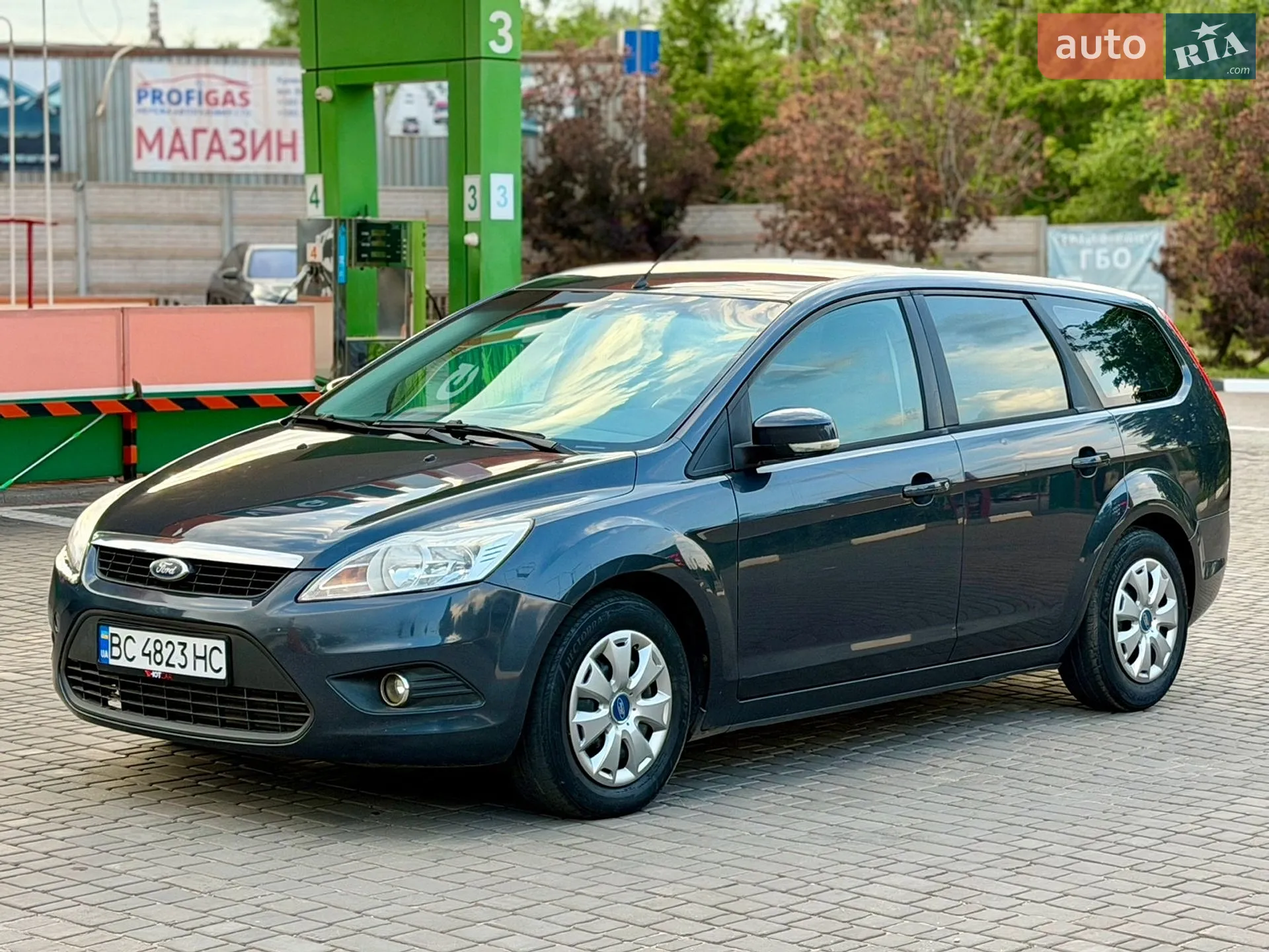 2010 Ford Focus - мініатюра 3