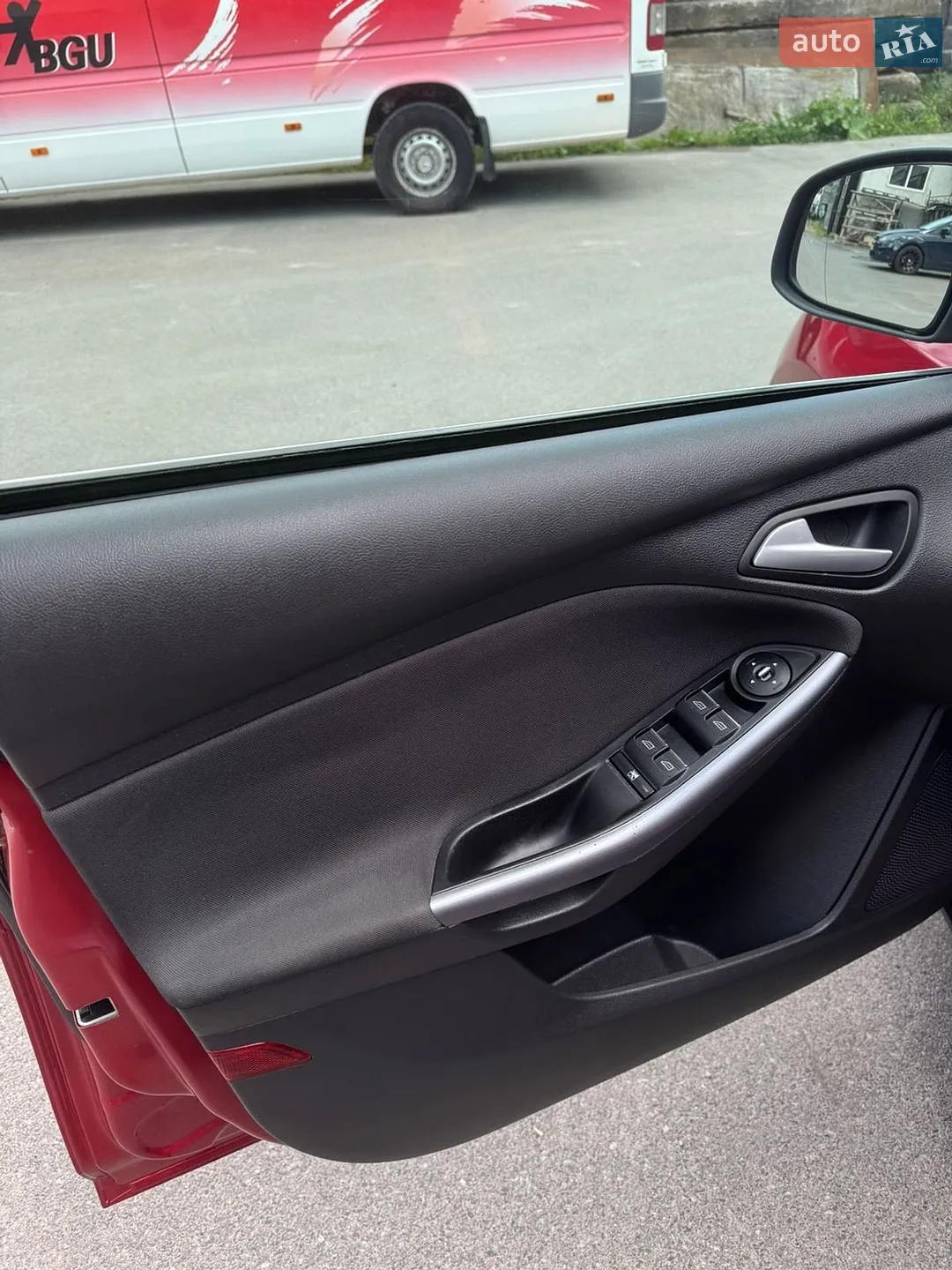 2012 Ford Focus - мініатюра 17