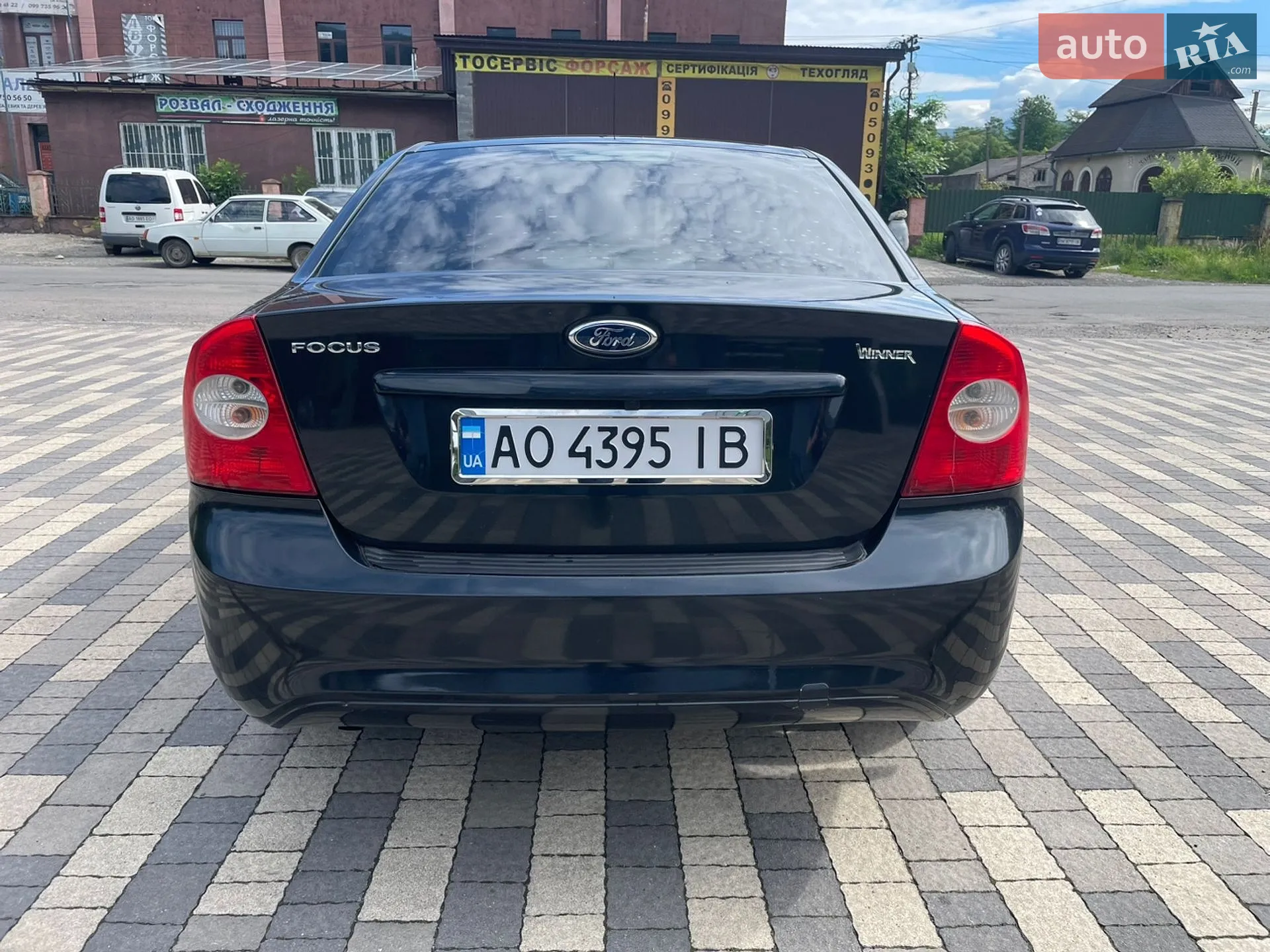 2010 Ford Focus - мініатюра 7