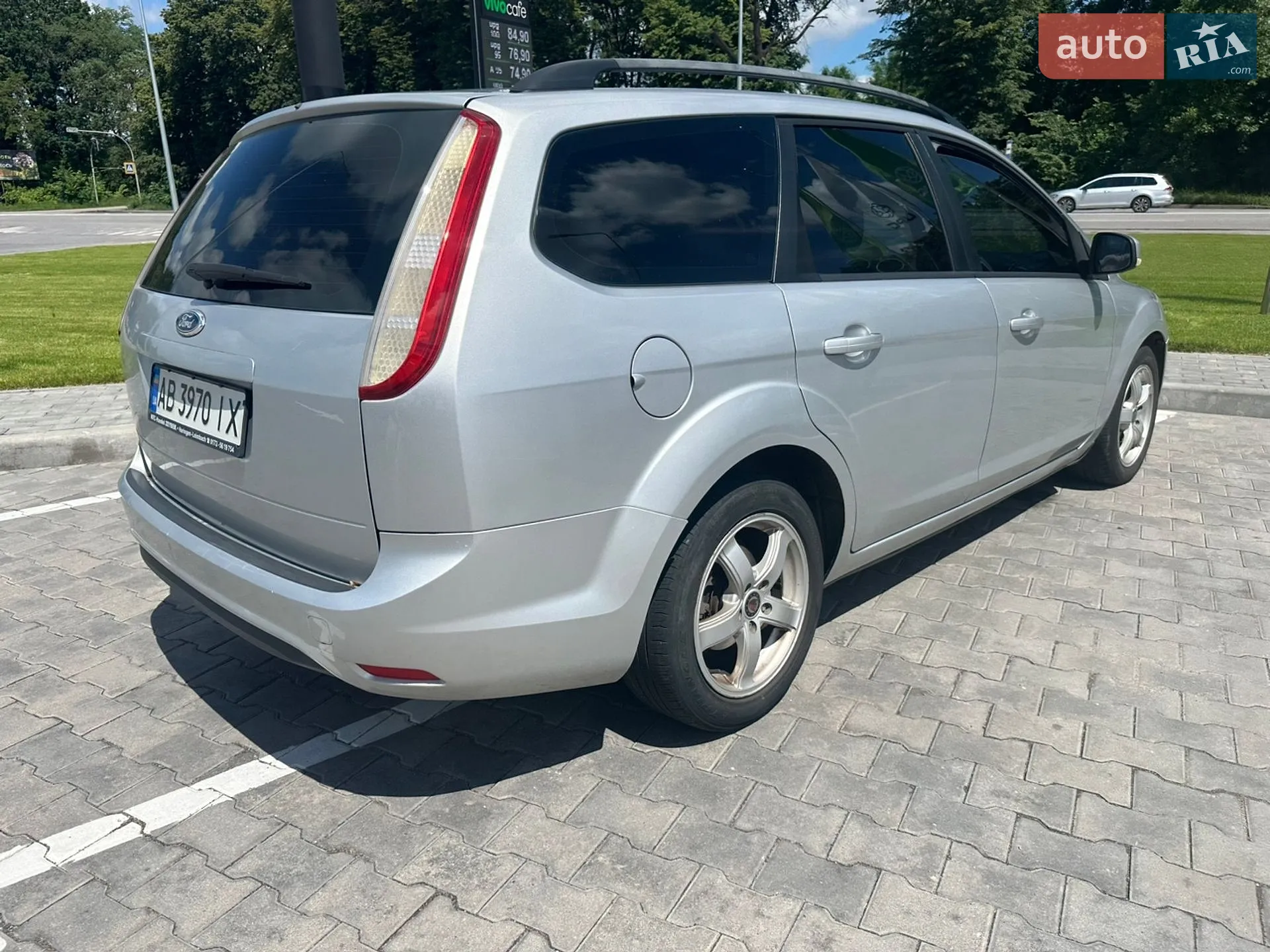 2010 Ford Focus - мініатюра 7
