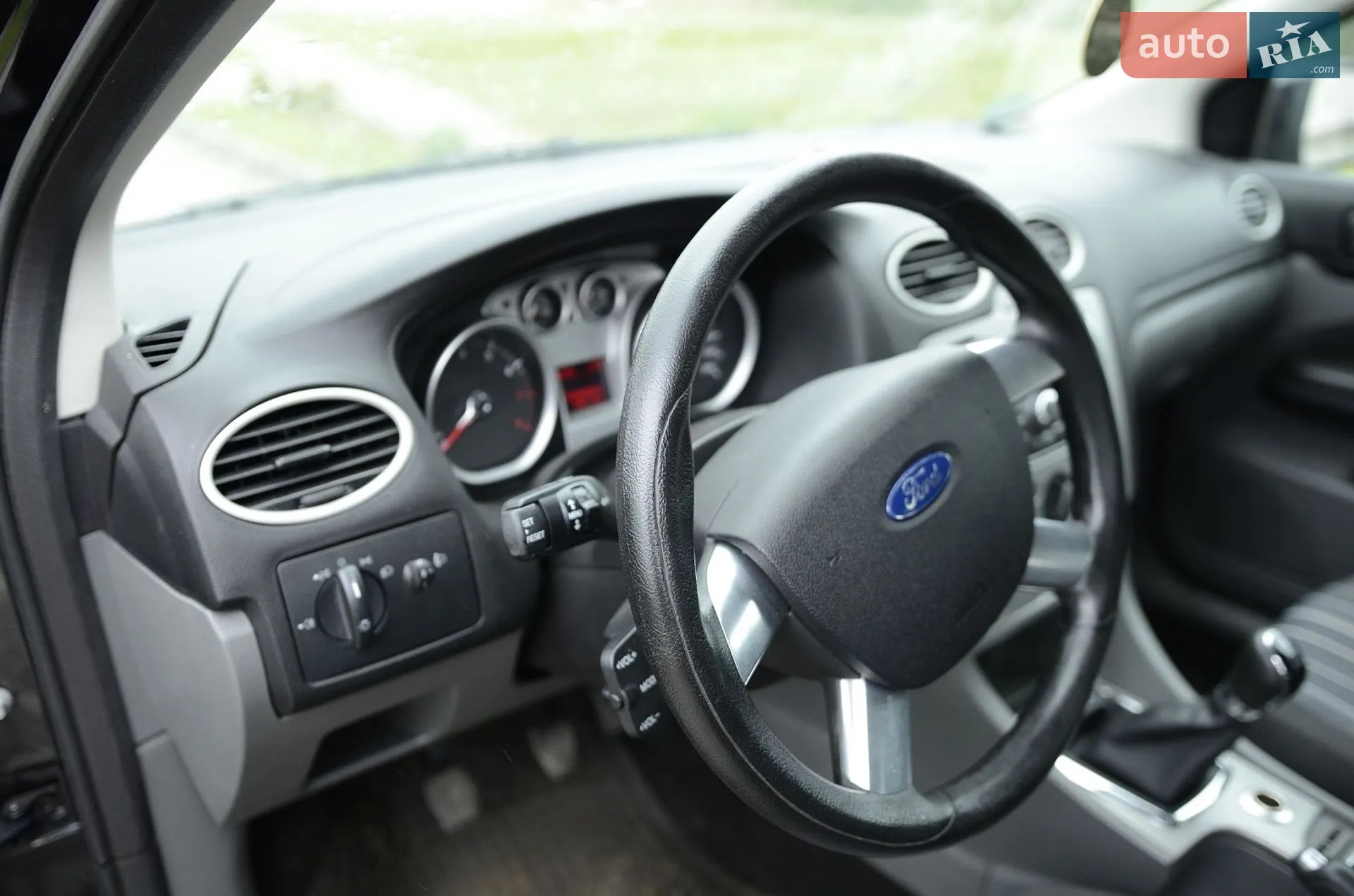 2010 Ford Focus - мініатюра 13