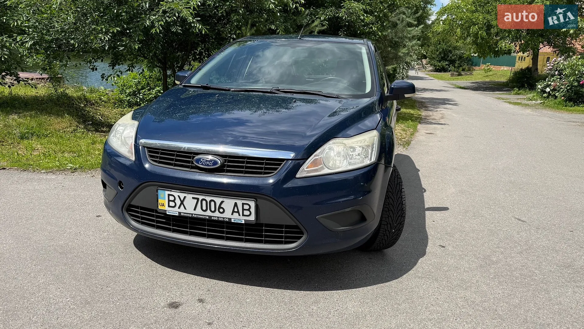 2010 Ford Focus - мініатюра 2