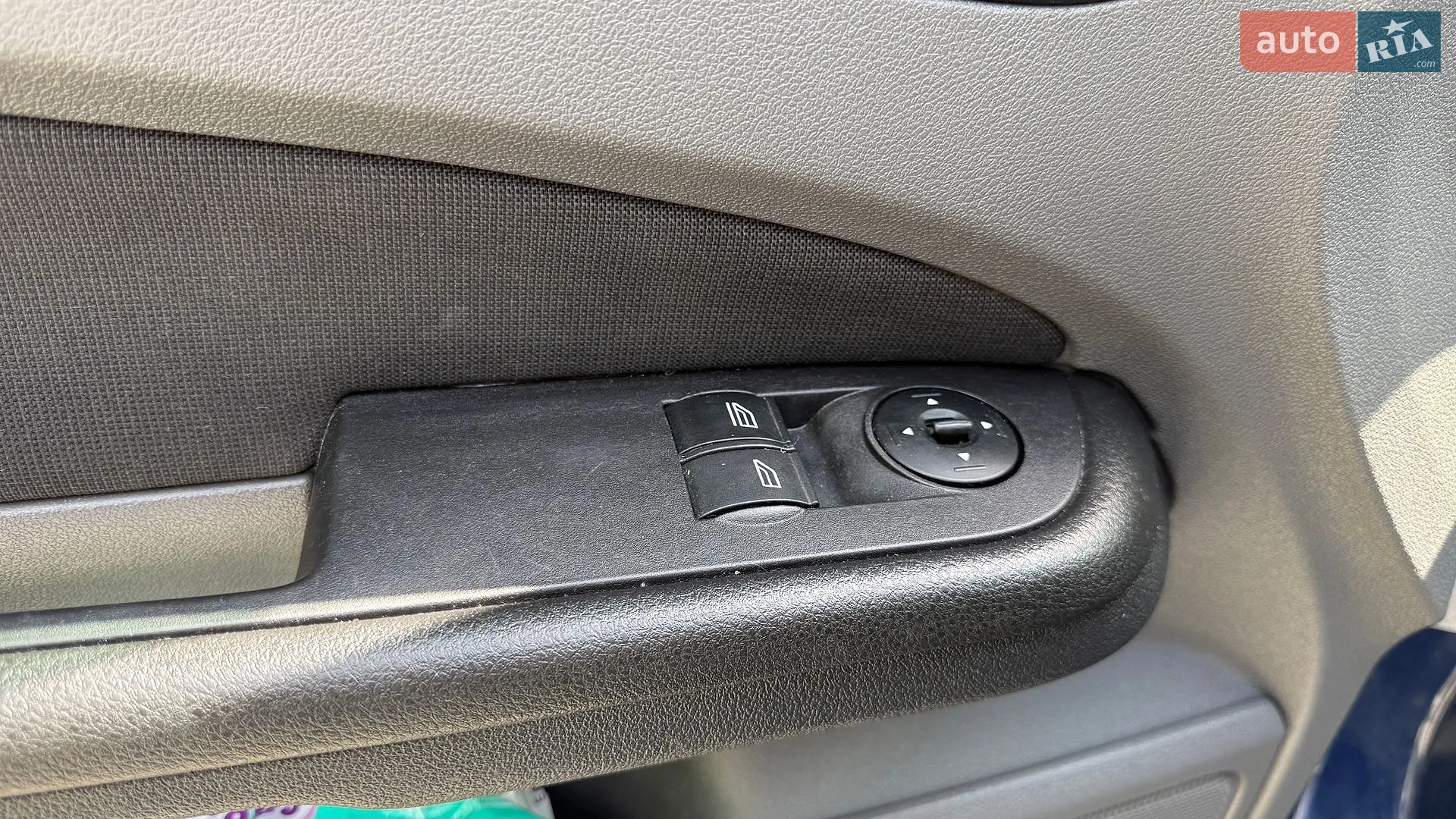 2010 Ford Focus - мініатюра 16