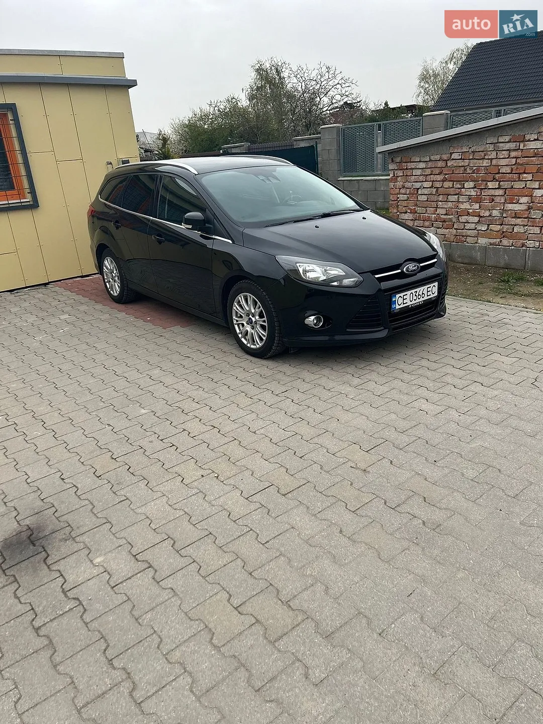 2011 Ford Focus - мініатюра 2