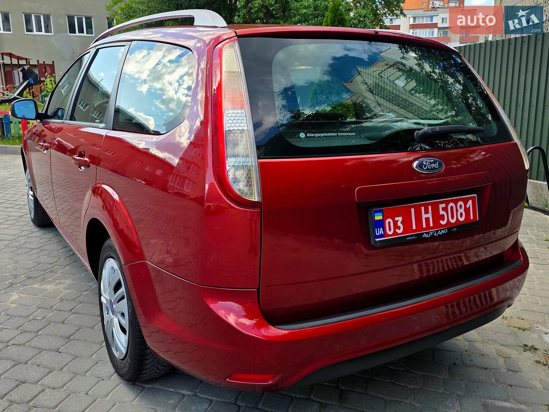2010 Ford Focus - мініатюра 10